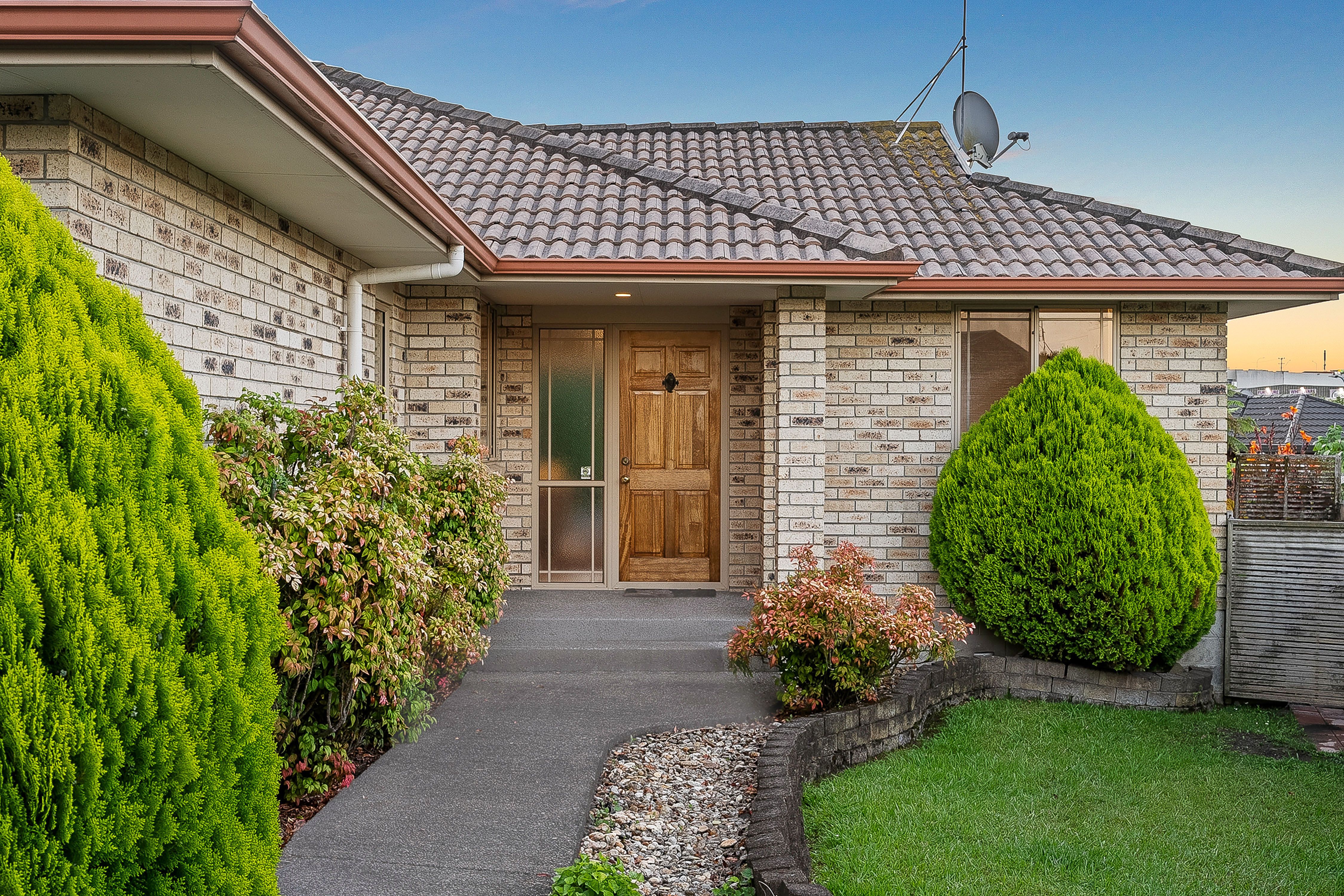 19 Pyrite Street, Westgate, Waitakere City