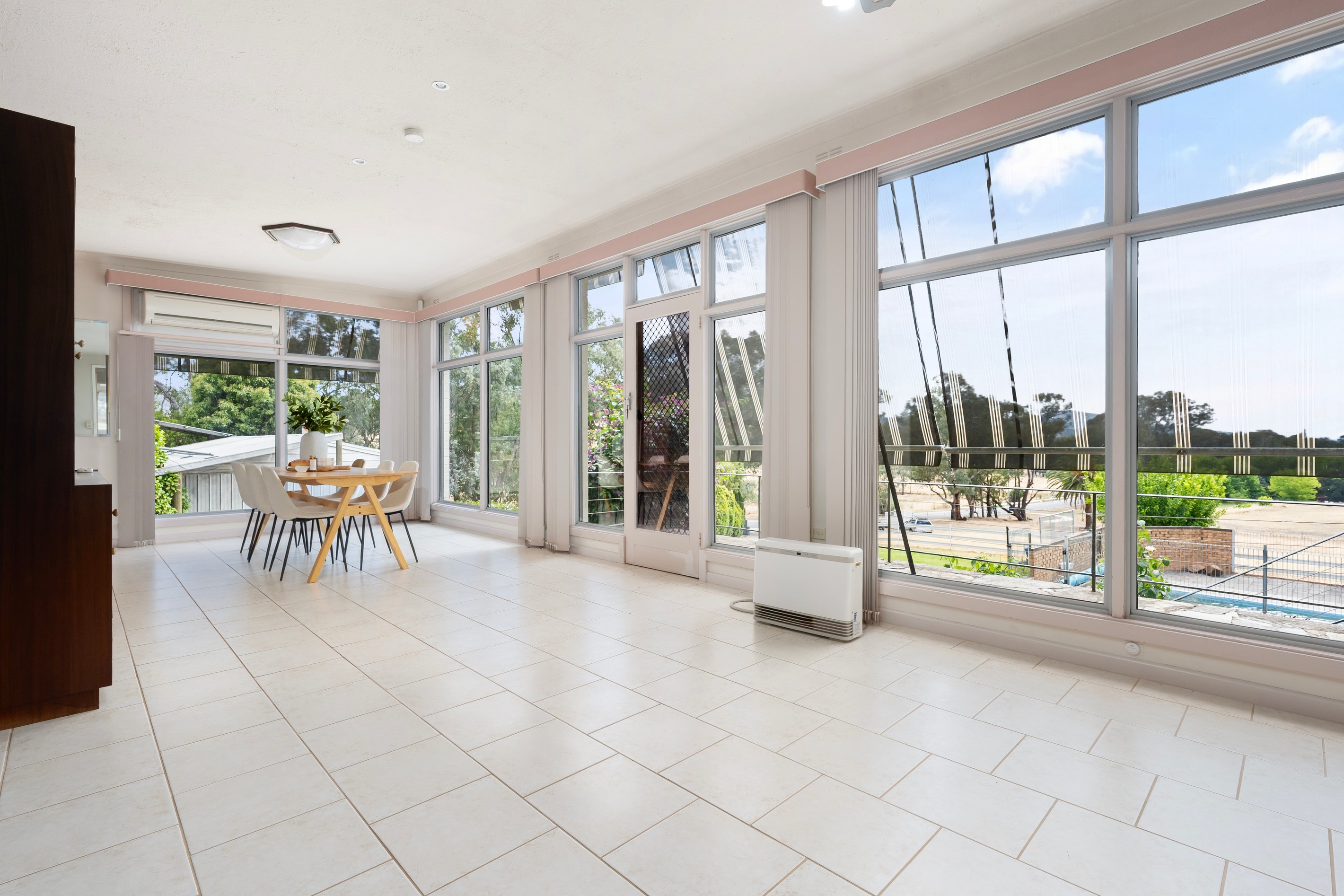 947 Centaur Road, Hamilton Valley, NSW 2641