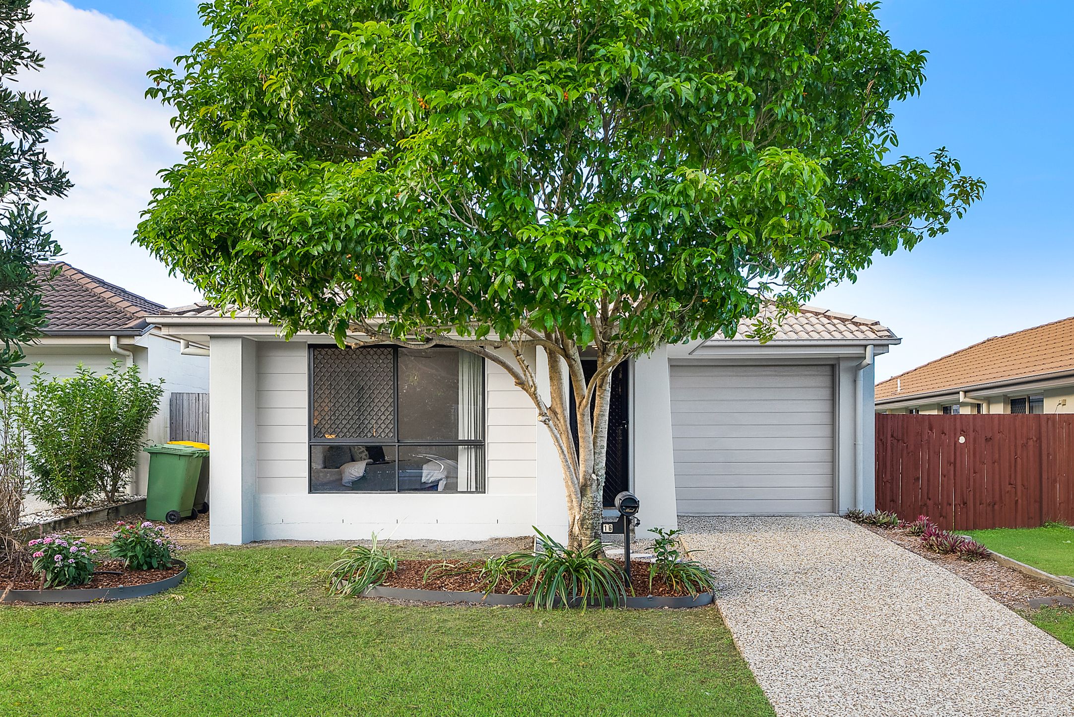 16 Daintree Circuit, North Lakes, QLD 4509
