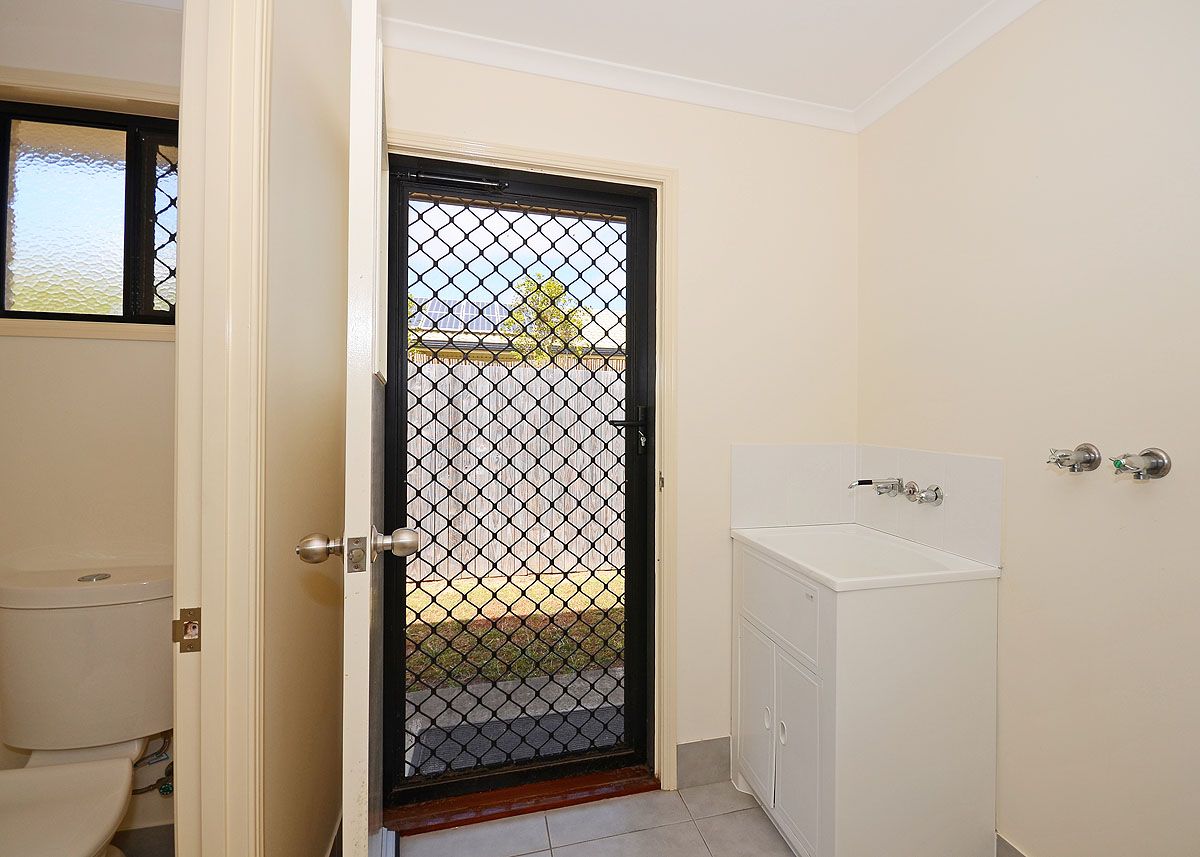 8 Zircon Street — photo 18 of 21