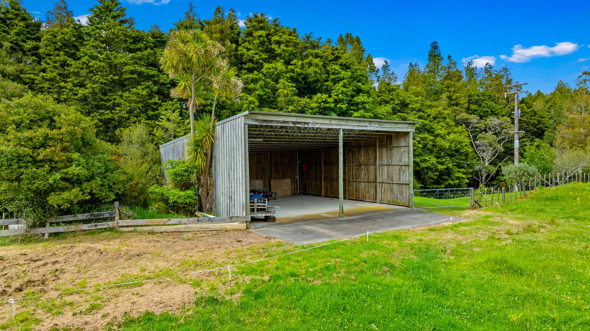 390 Silver Hill Road photo 31