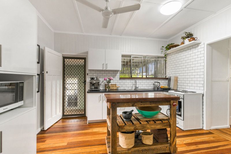 96 Jutland Street, Oxley, QLD 4075