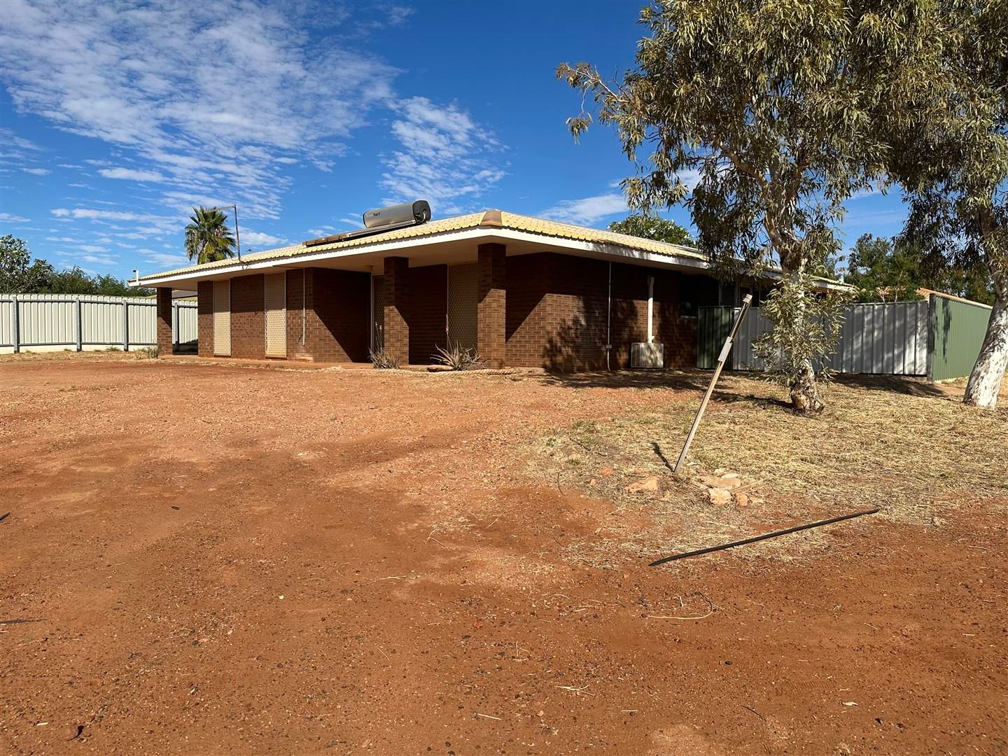 2 Lacey Place, Millars Well, WA 6714