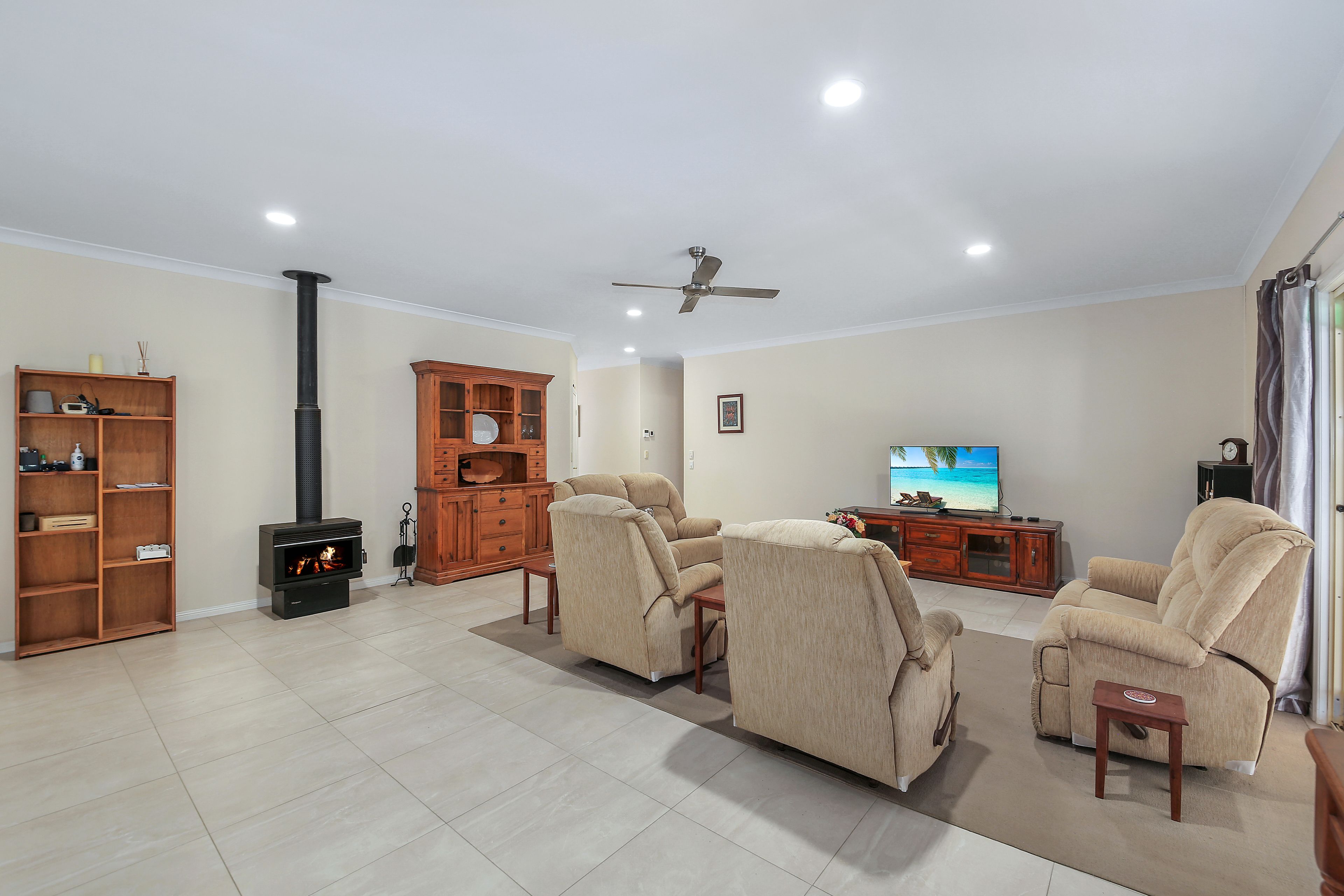 25 Victor Avenue, Palmview, QLD 4553