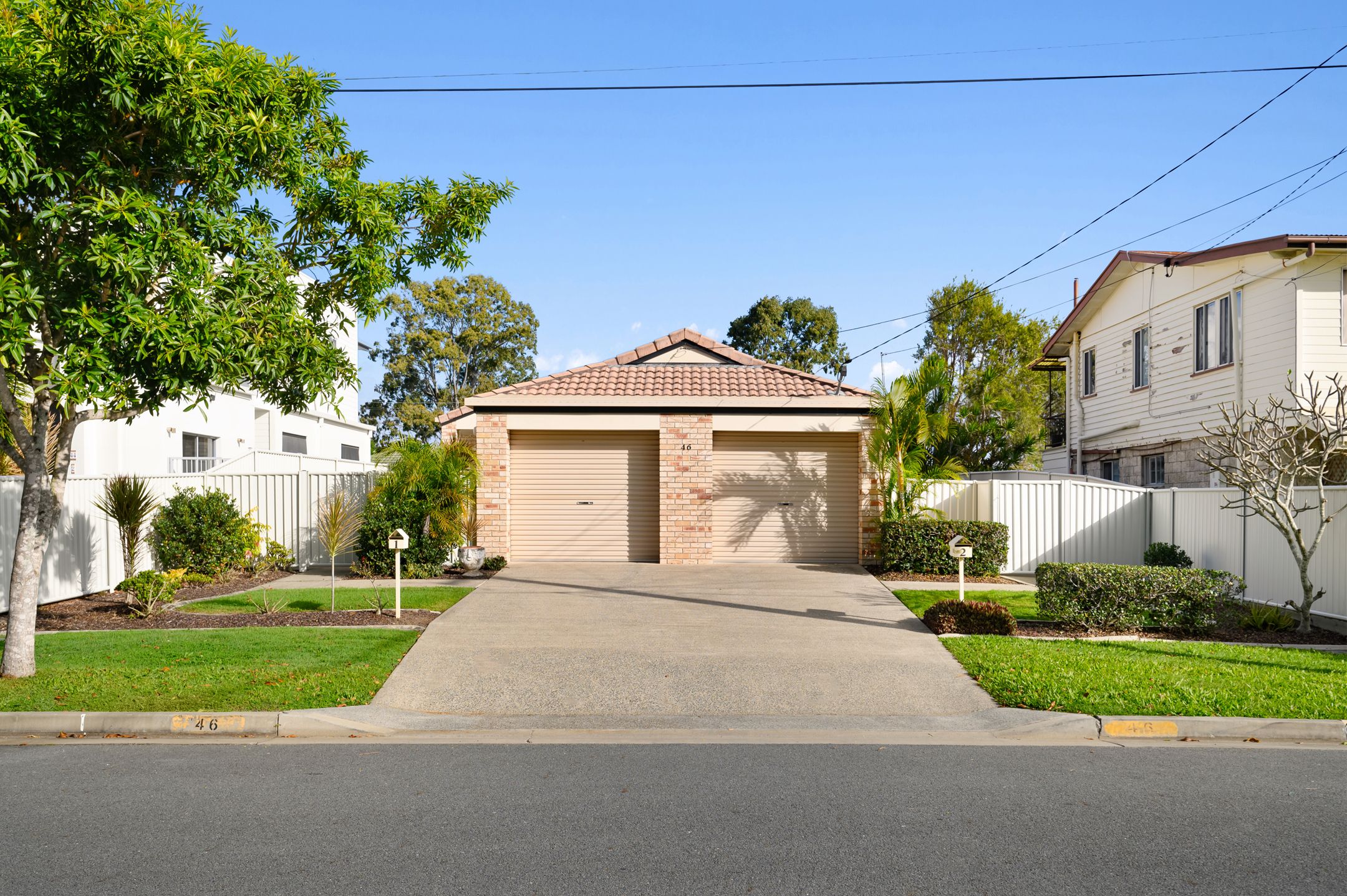 1&2/46 Milton Avenue, Paradise Point, QLD 4216