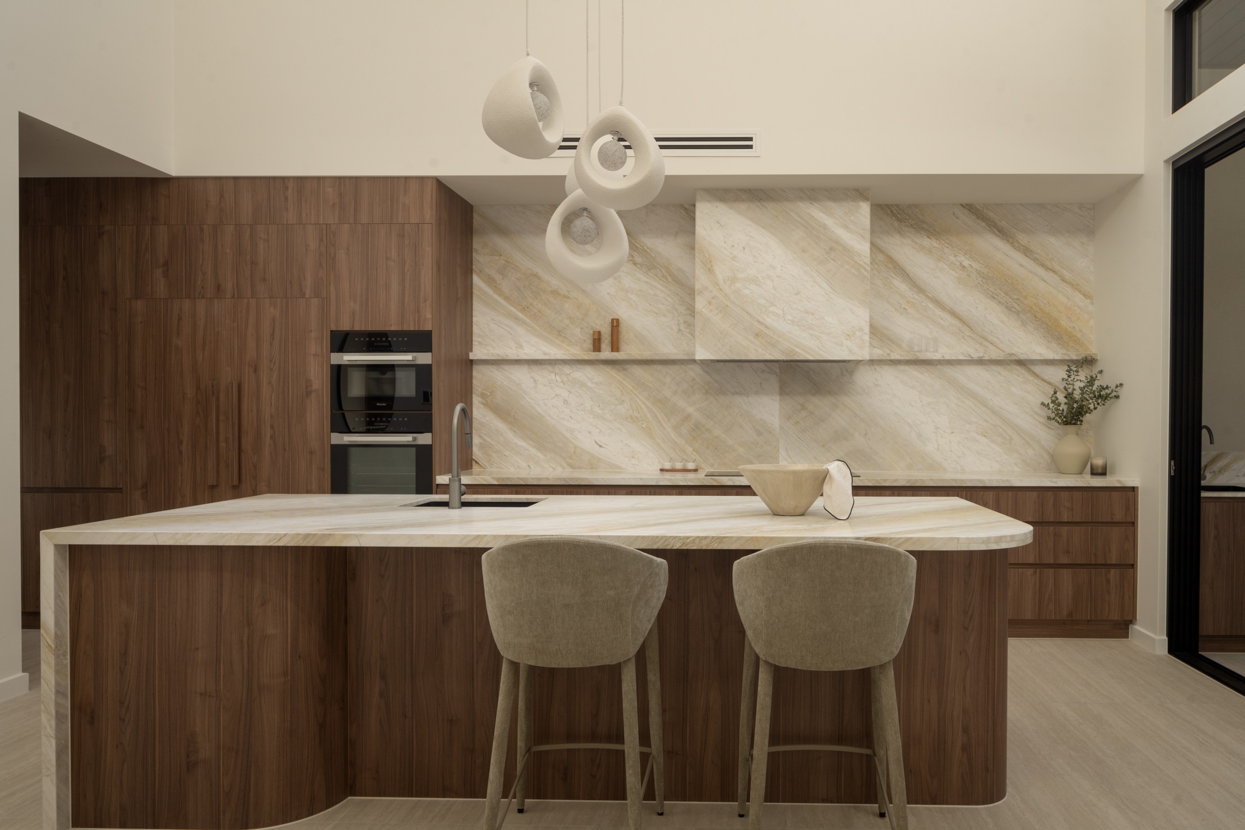 22 Solar Street, Coorparoo, QLD 4151