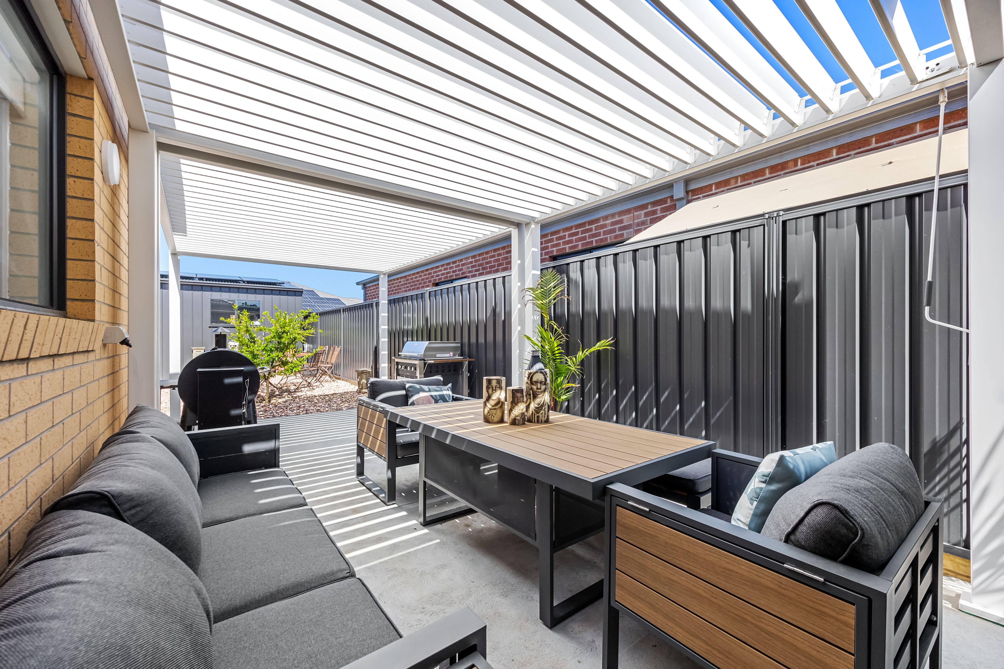 7 Evans Park Drive — photo 16 of 22