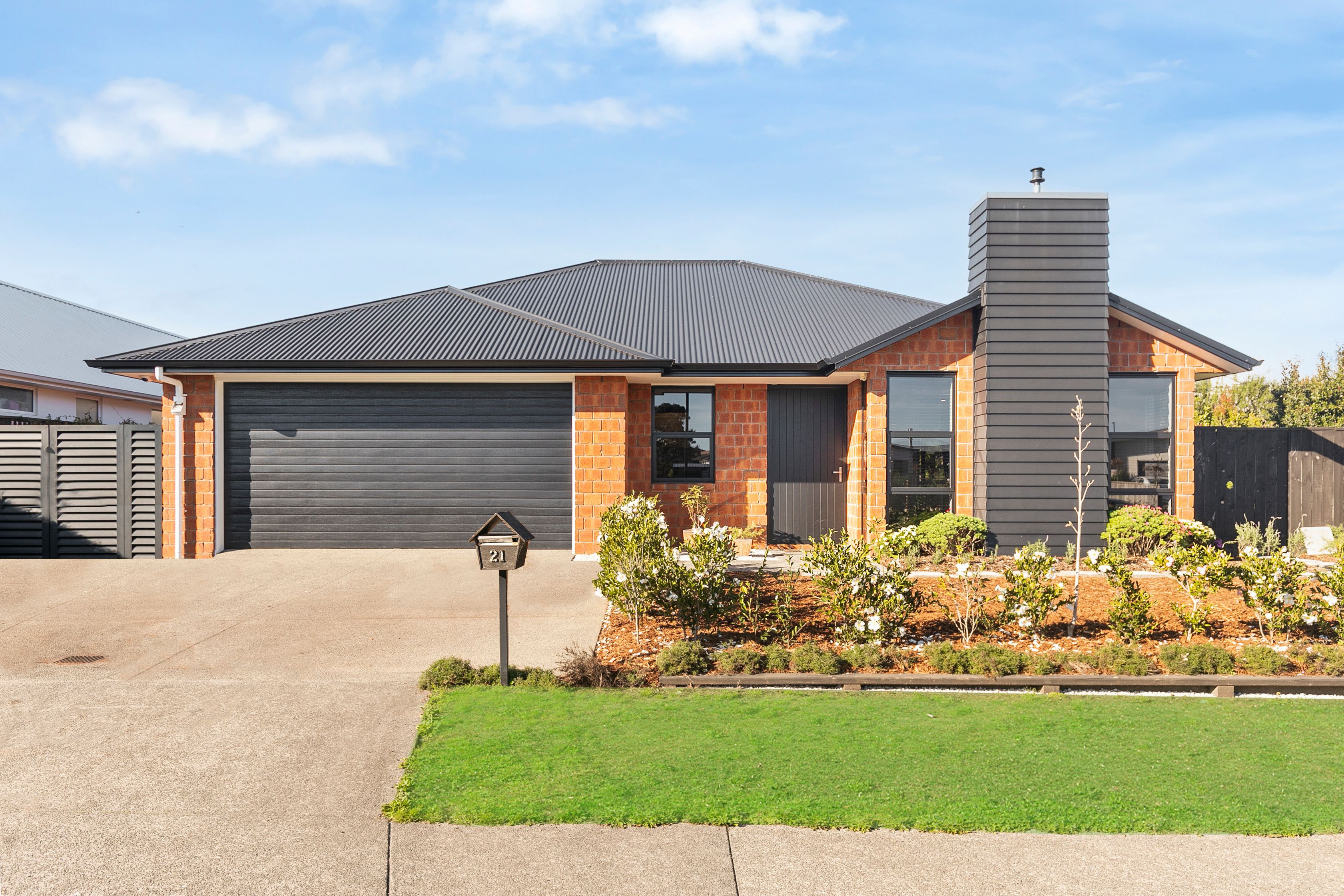 21 Kahawairahi Drive, Beachlands, Manukau City