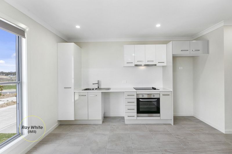 14 B Greenhill Street, Redbank Plains, QLD 4301