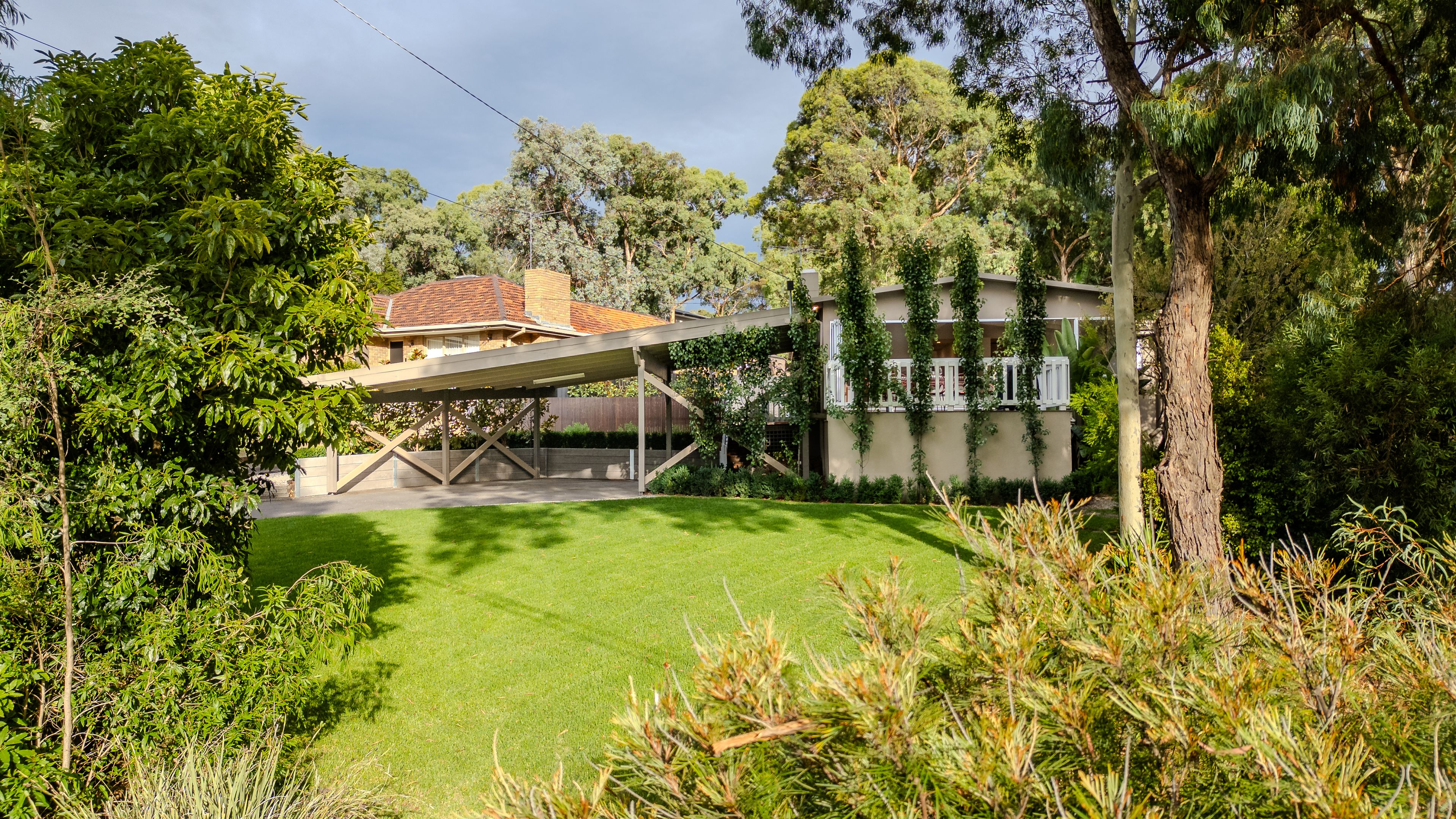 17 Meadow Crescent, Montmorency, VIC 3094