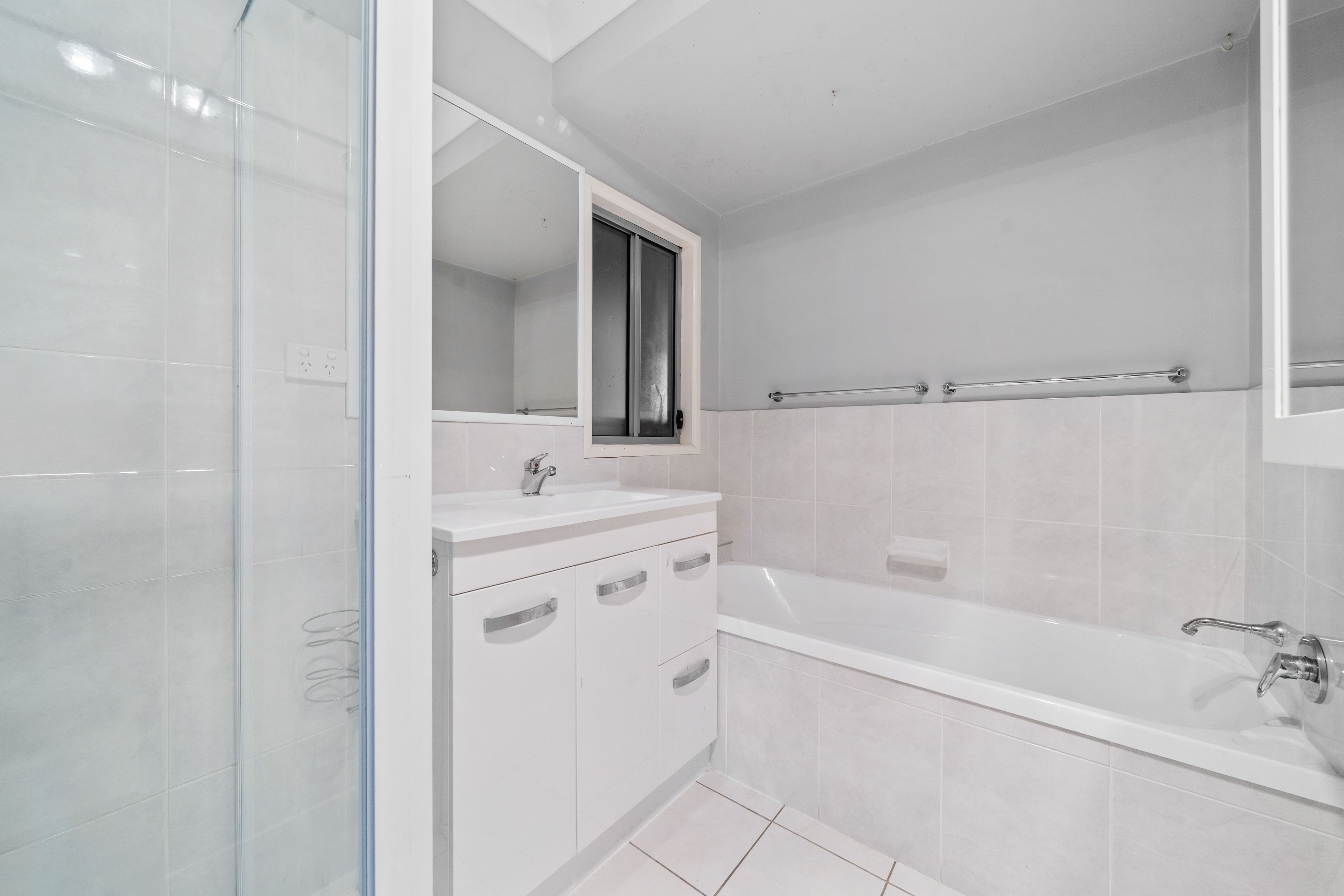 28 Grove Road — photo 12 of 22