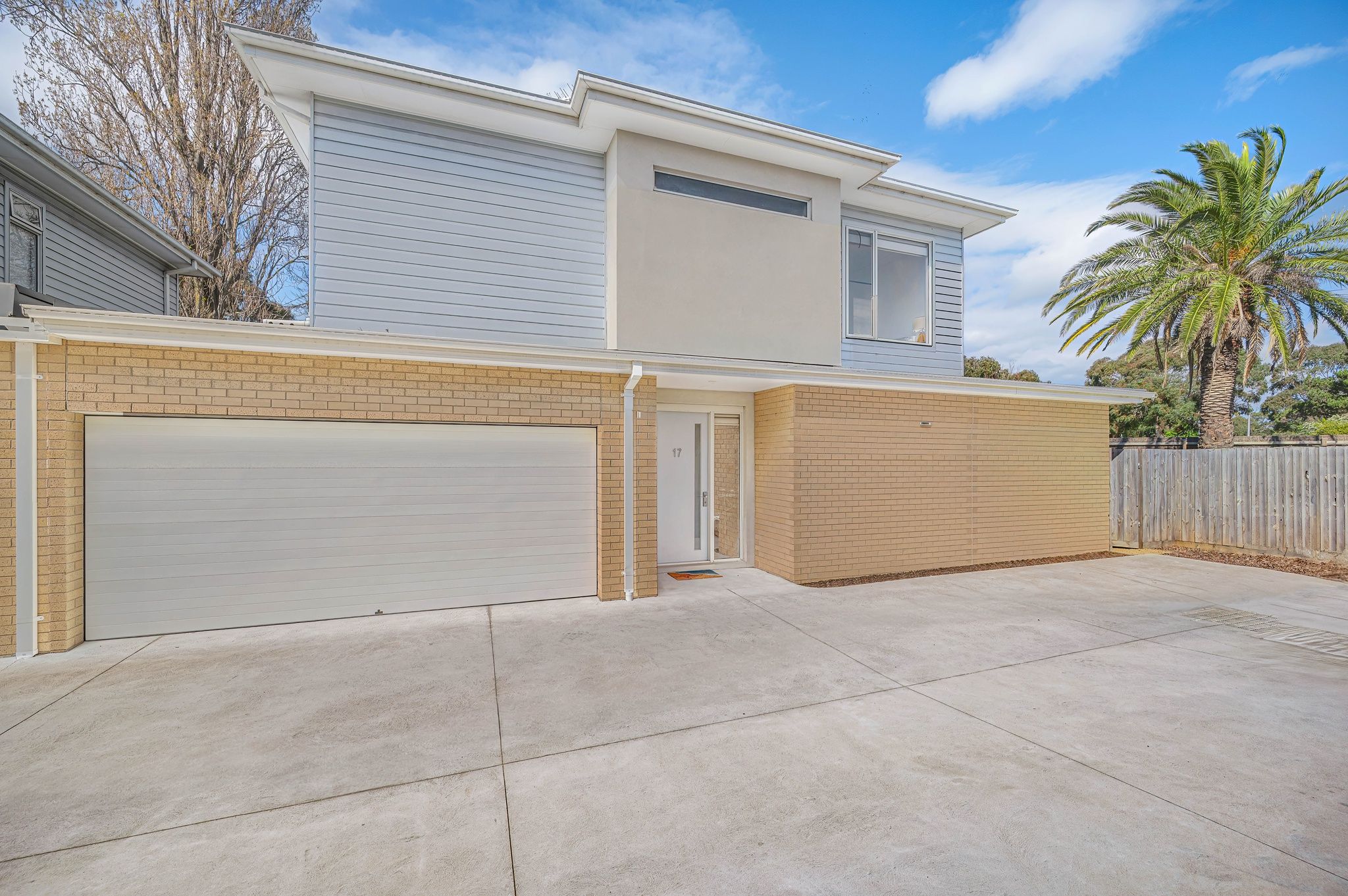 17 Penfolds Grove — photo from Ray White Rosebud