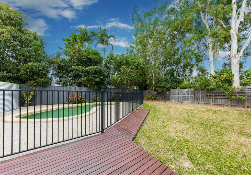 24 Saint Crispin Street — photo 15 of 15