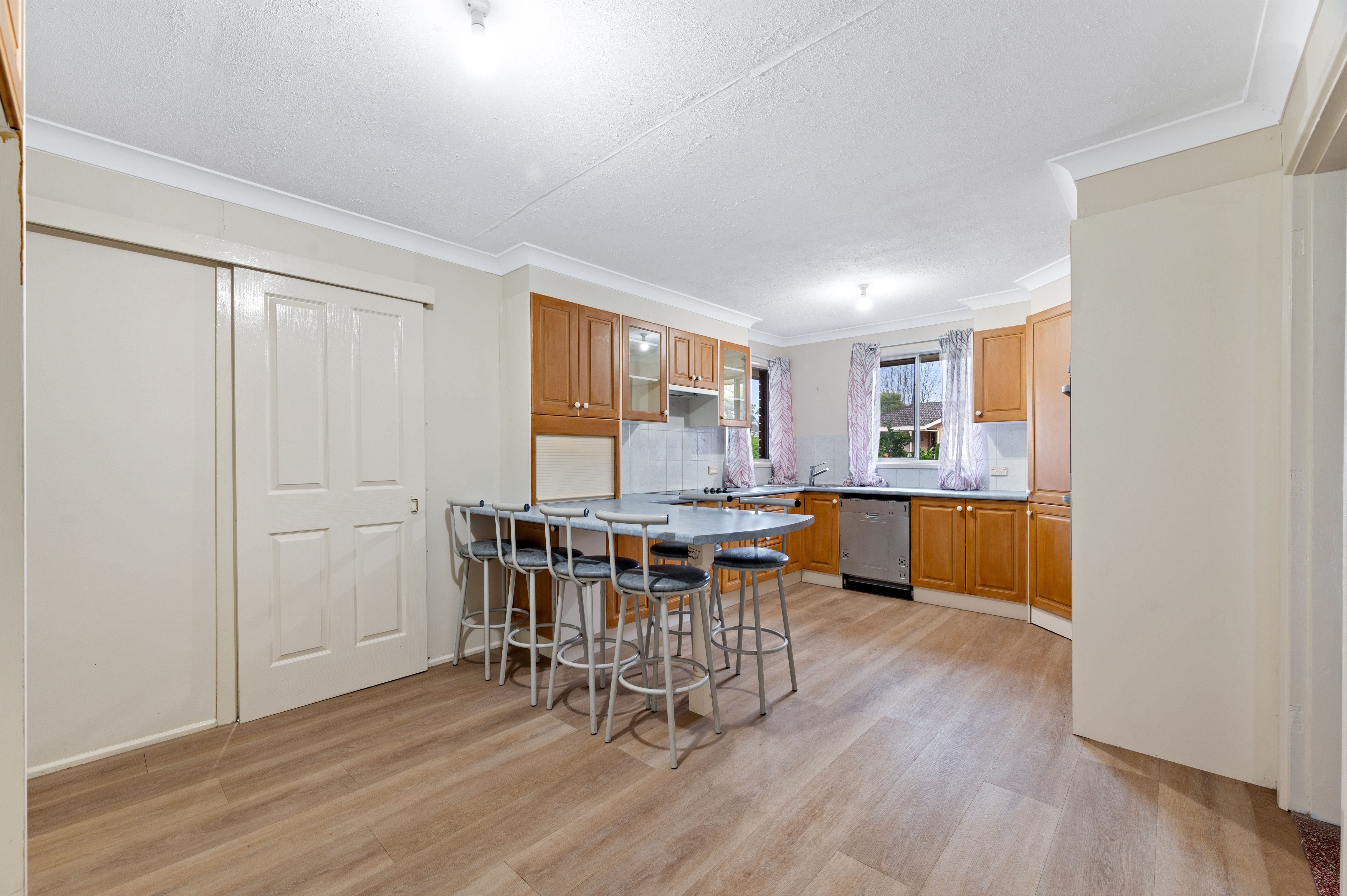 34 Kingfisher Street — photo 5 of 15