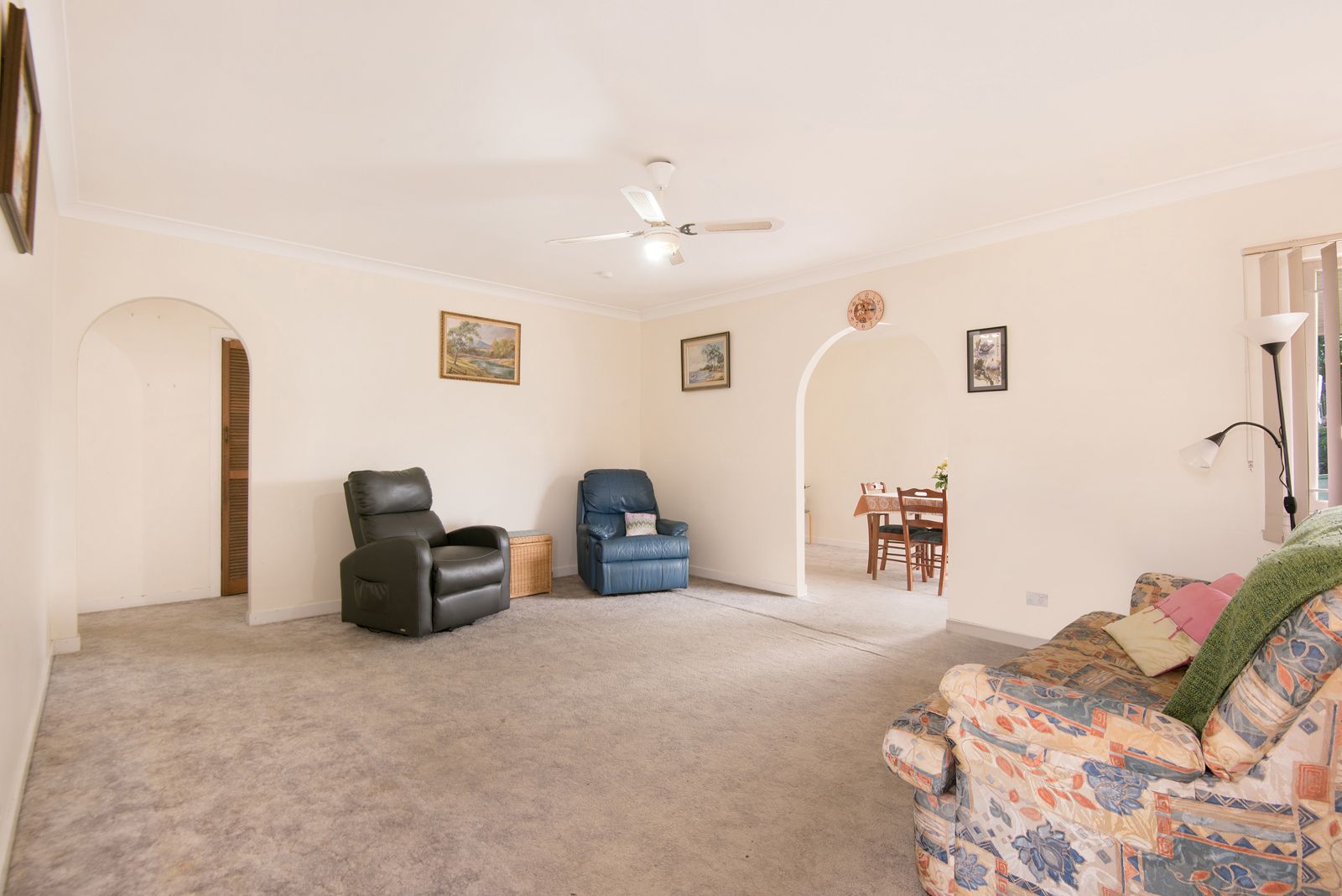 43 Wemvern Street, Upper Mount Gravatt, QLD 4122