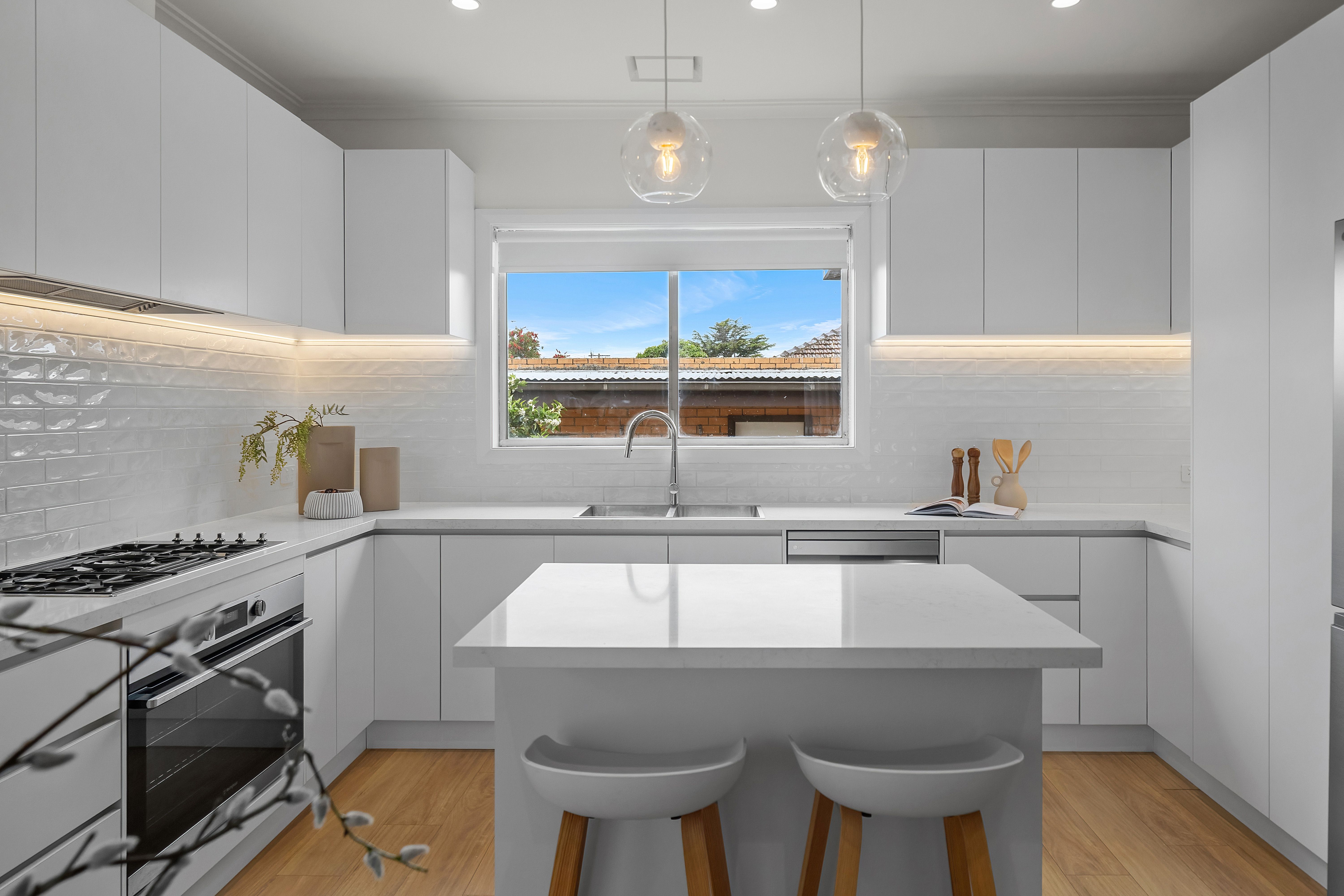 8 Simpson Street — photo 10 of 22
