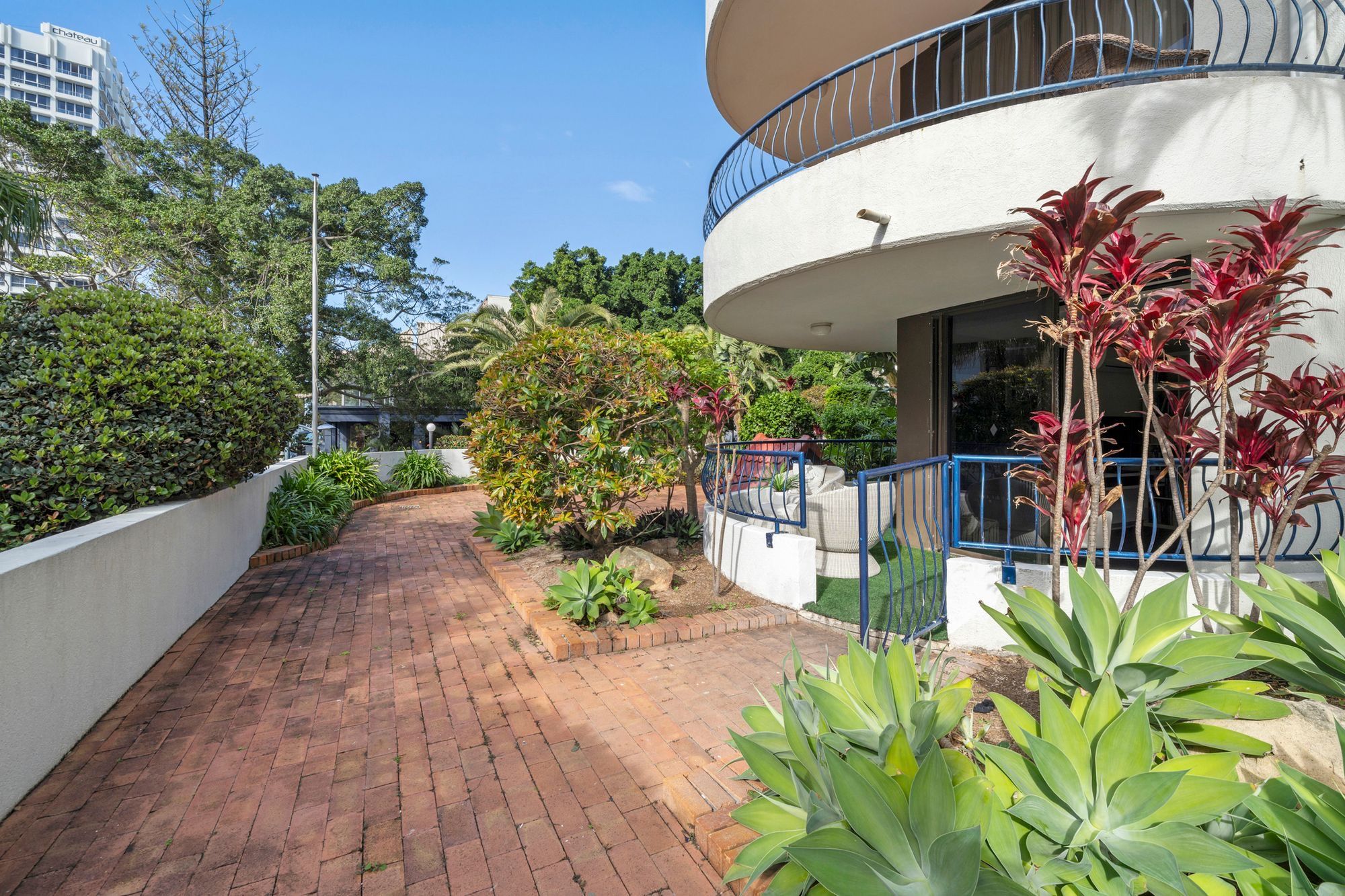 19/38 Orchid Avenue — photo 12 of 27