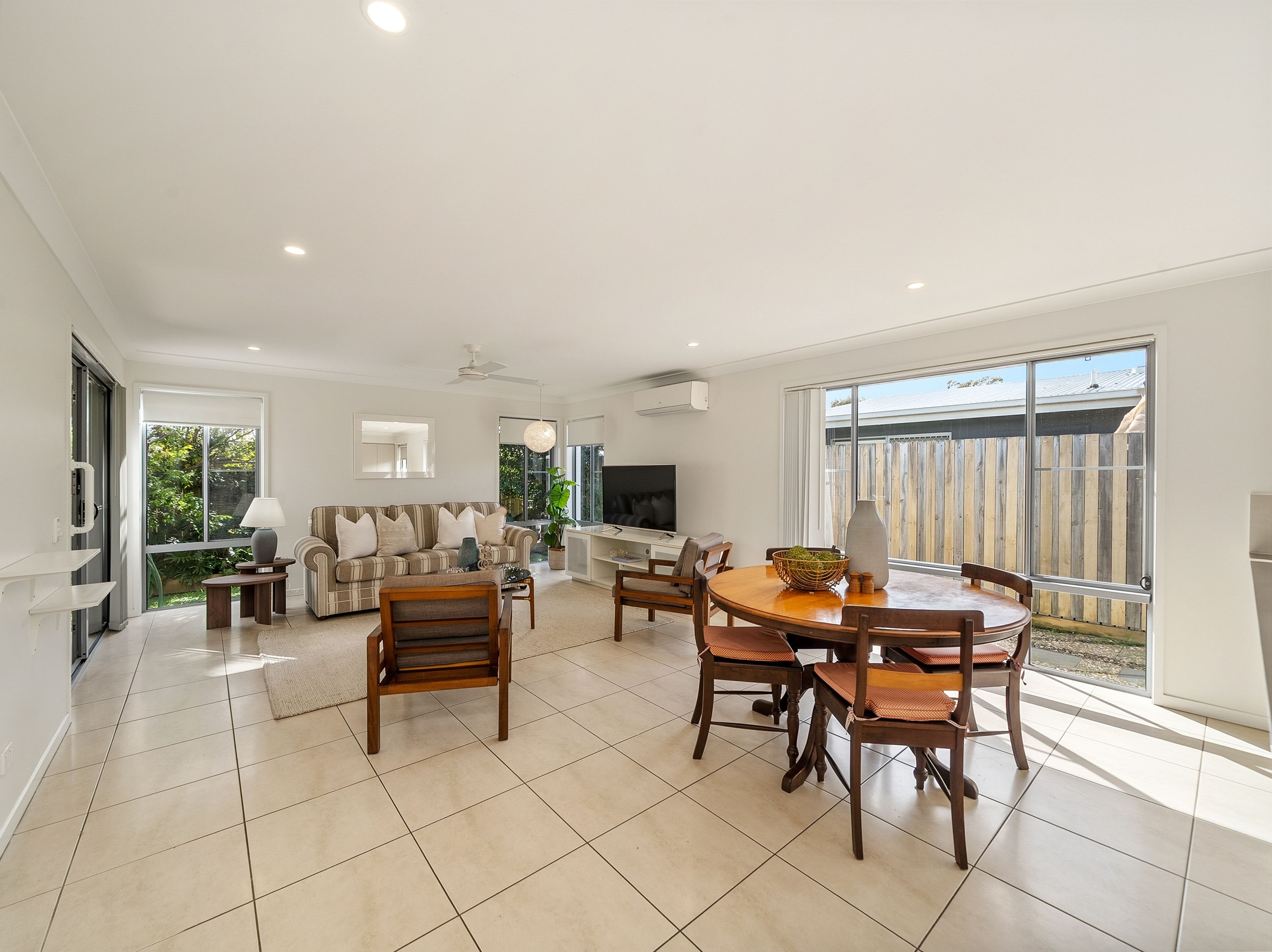 13 Parkhaven Street — photo 18 of 30