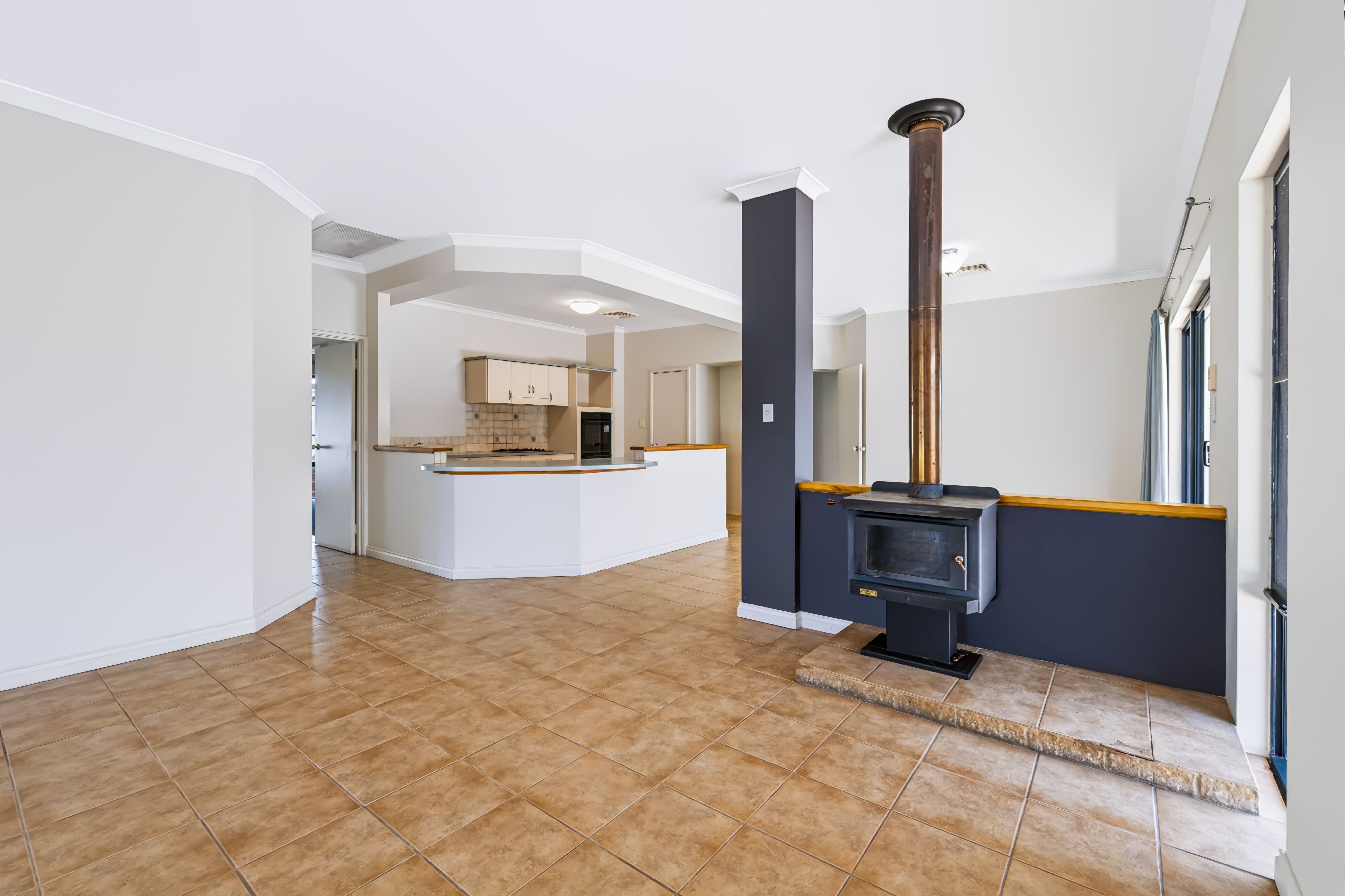 24 Sanctuary Grove — photo 14 of 21
