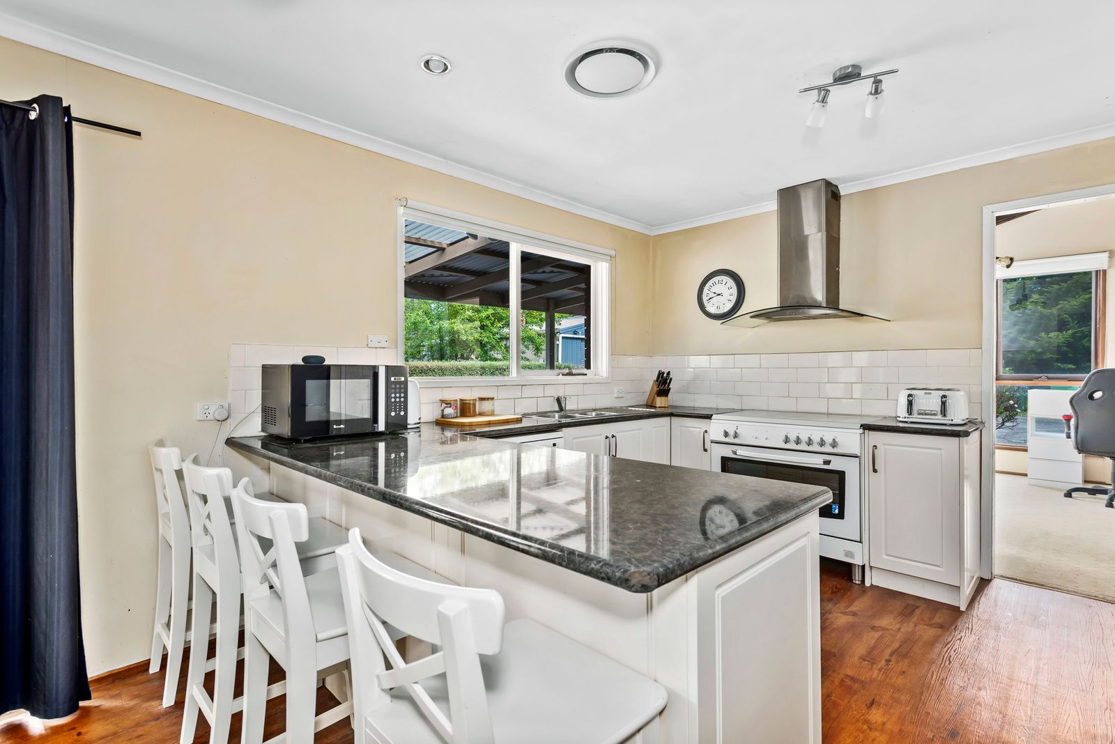 21 Hill Drive, Kyneton, VIC 3444