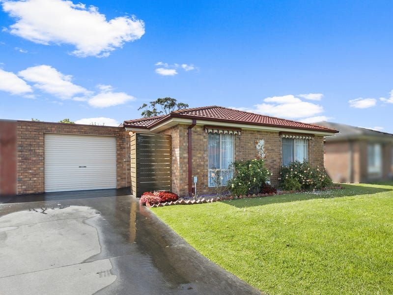 15 Willow Boulevard, Yarragon VIC 3823