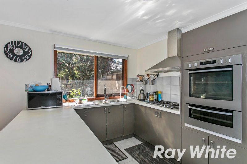 15 Paperbark Place, Knoxfield, VIC 3180