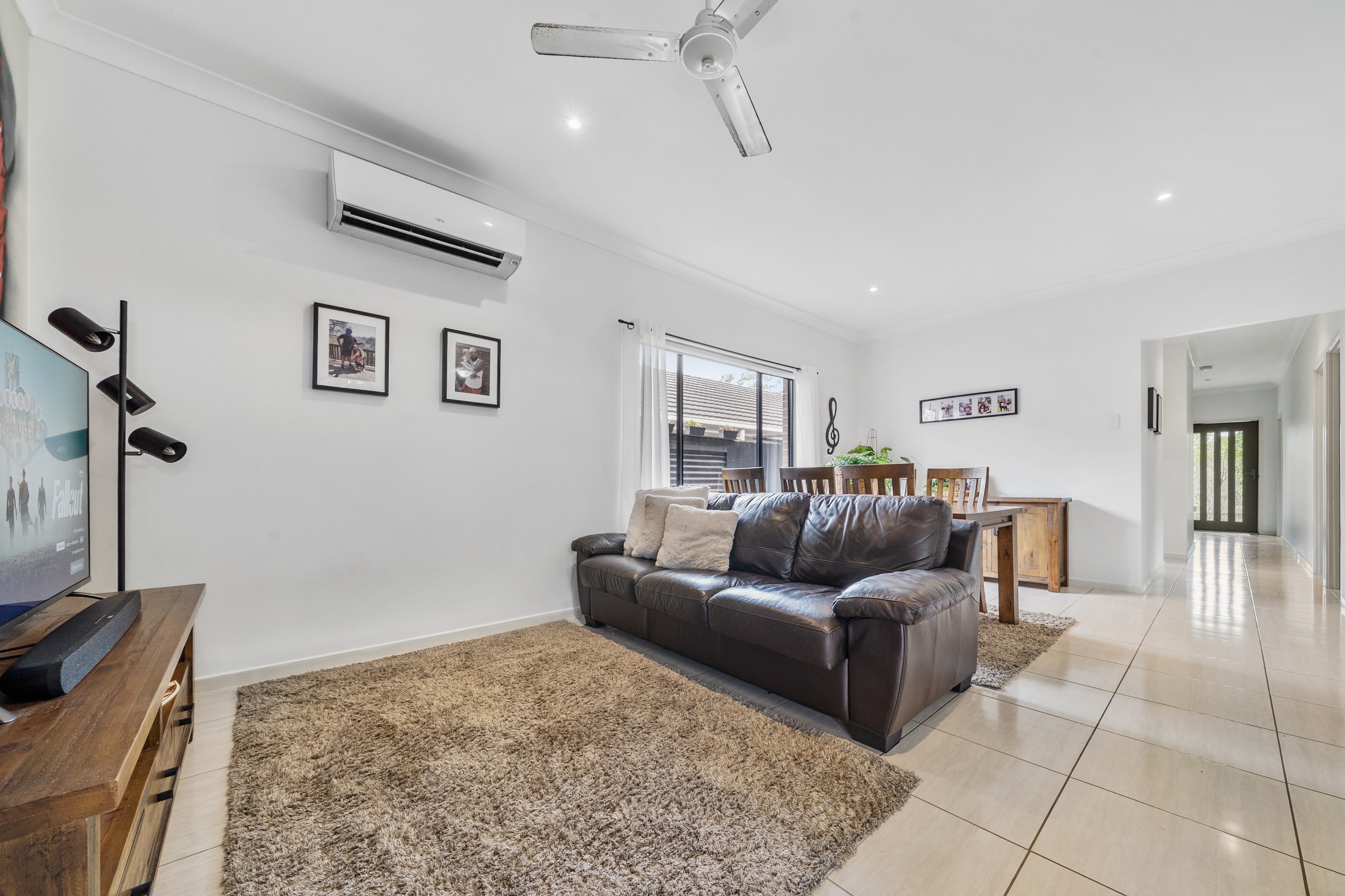 18 Rhone Drive, Holmview, QLD 4207