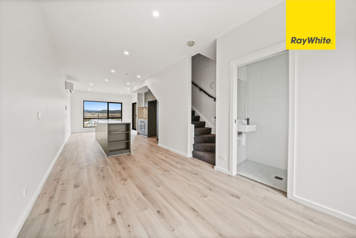 38/6 Inge King Crescent, WHITLAM, ACT 2611