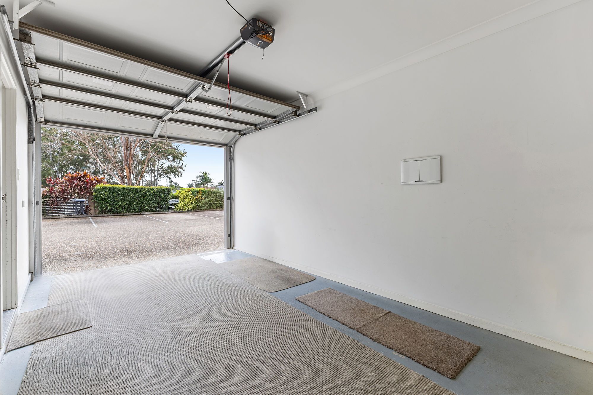 72/30-42 Fleet Drive — photo 16 of 25