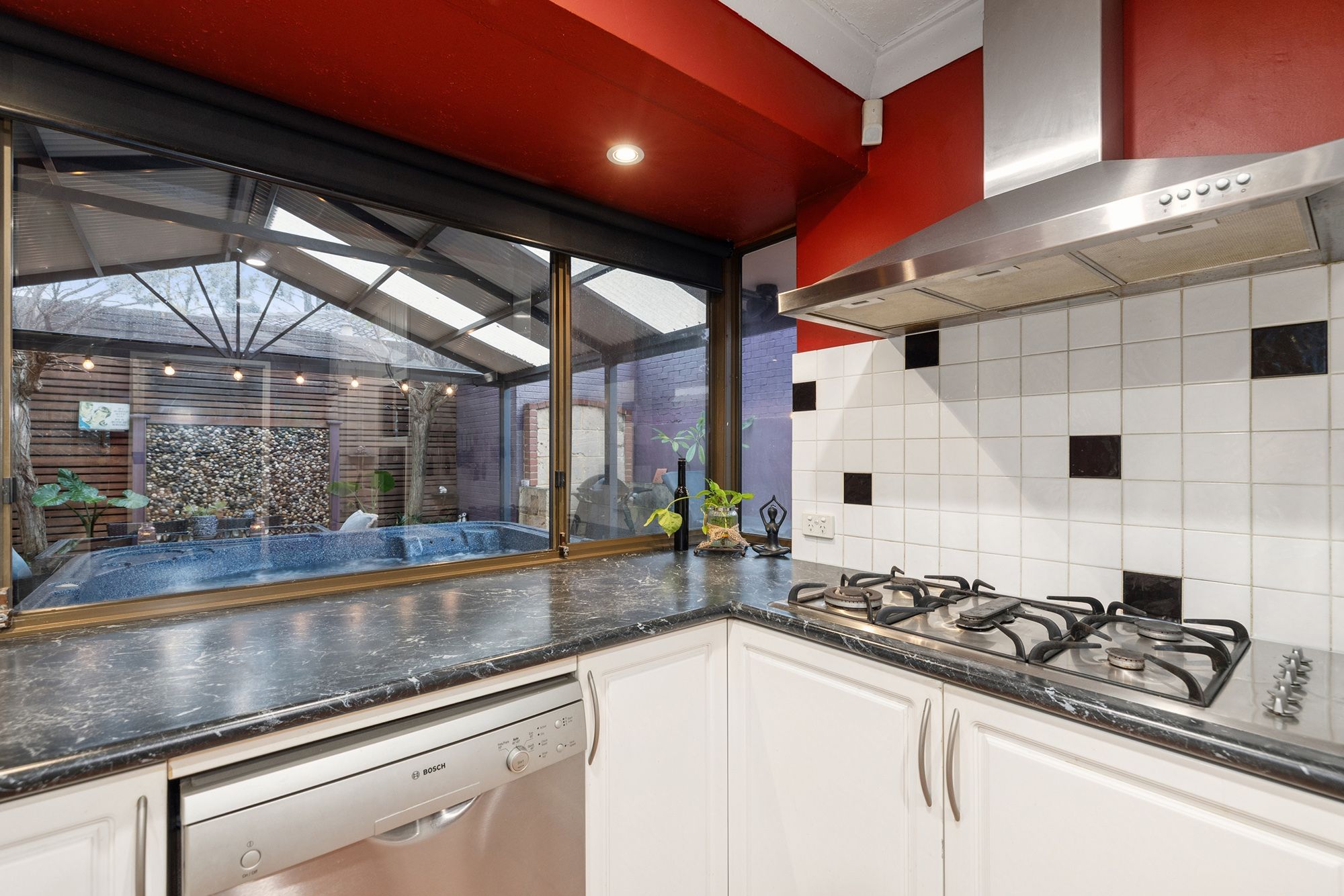4 Bromley Place — photo 11 of 30