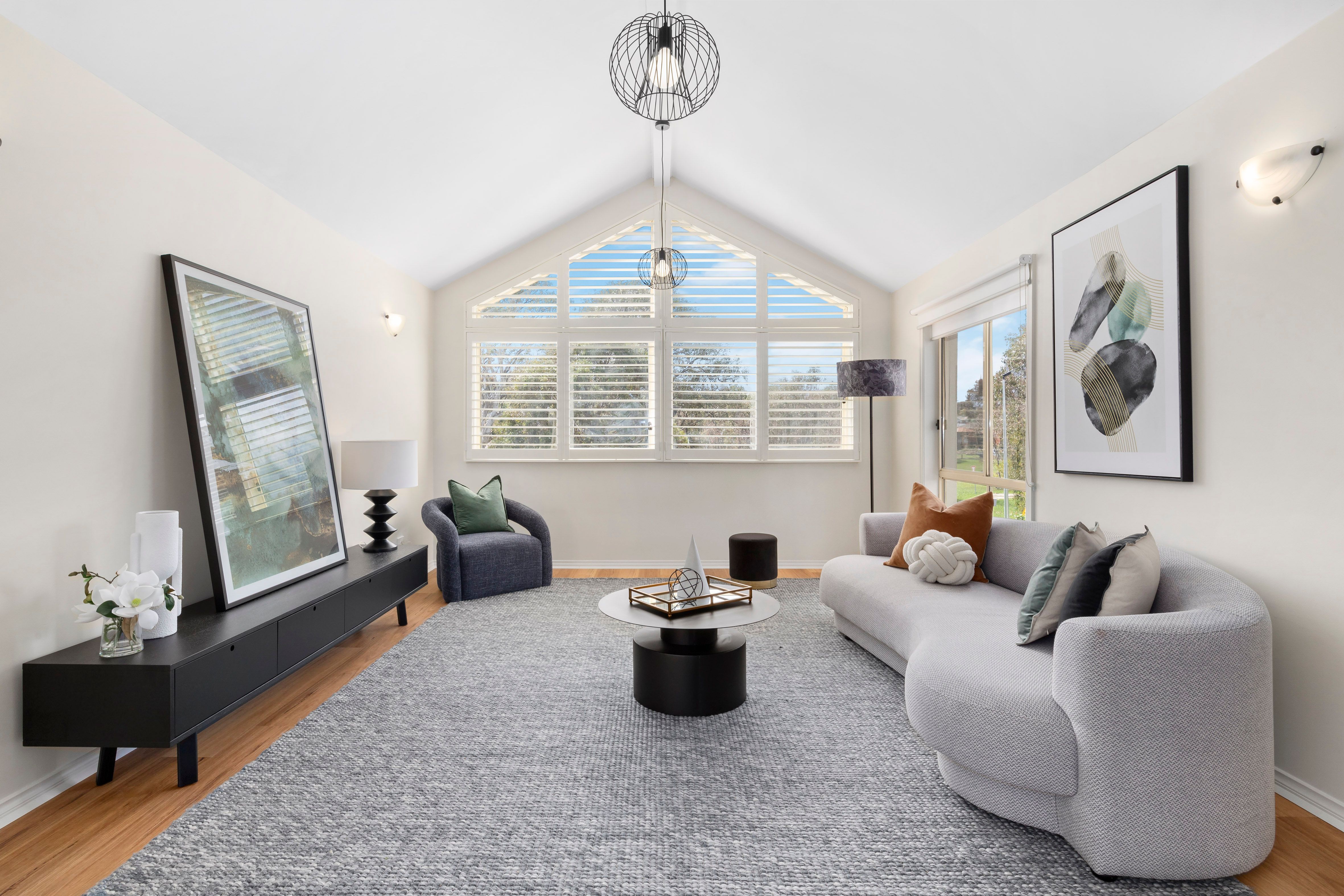 9 Dunlop Crescent , Mill Park VIC 3082