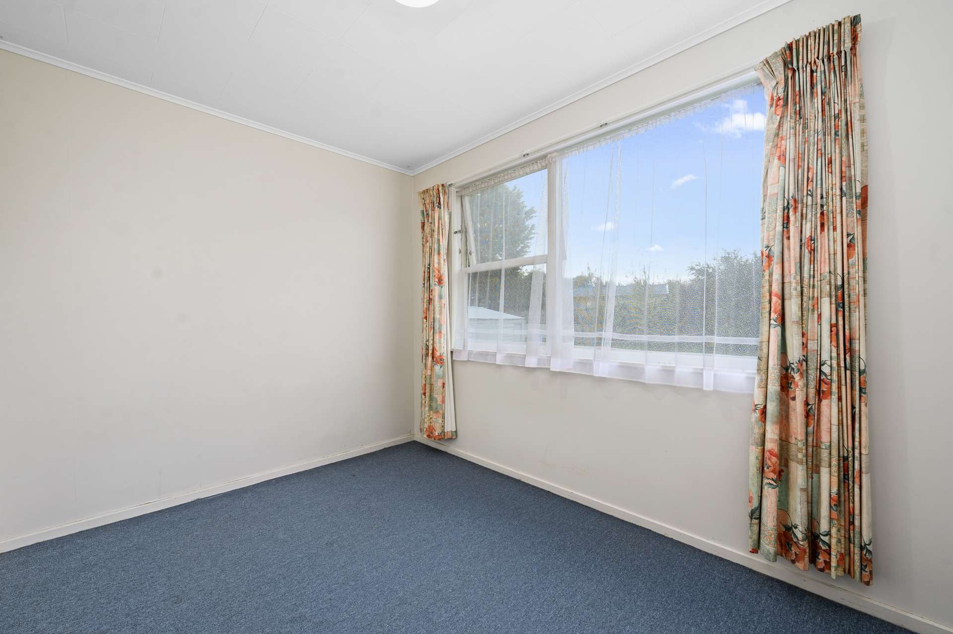 242 Sunset Road photo 8