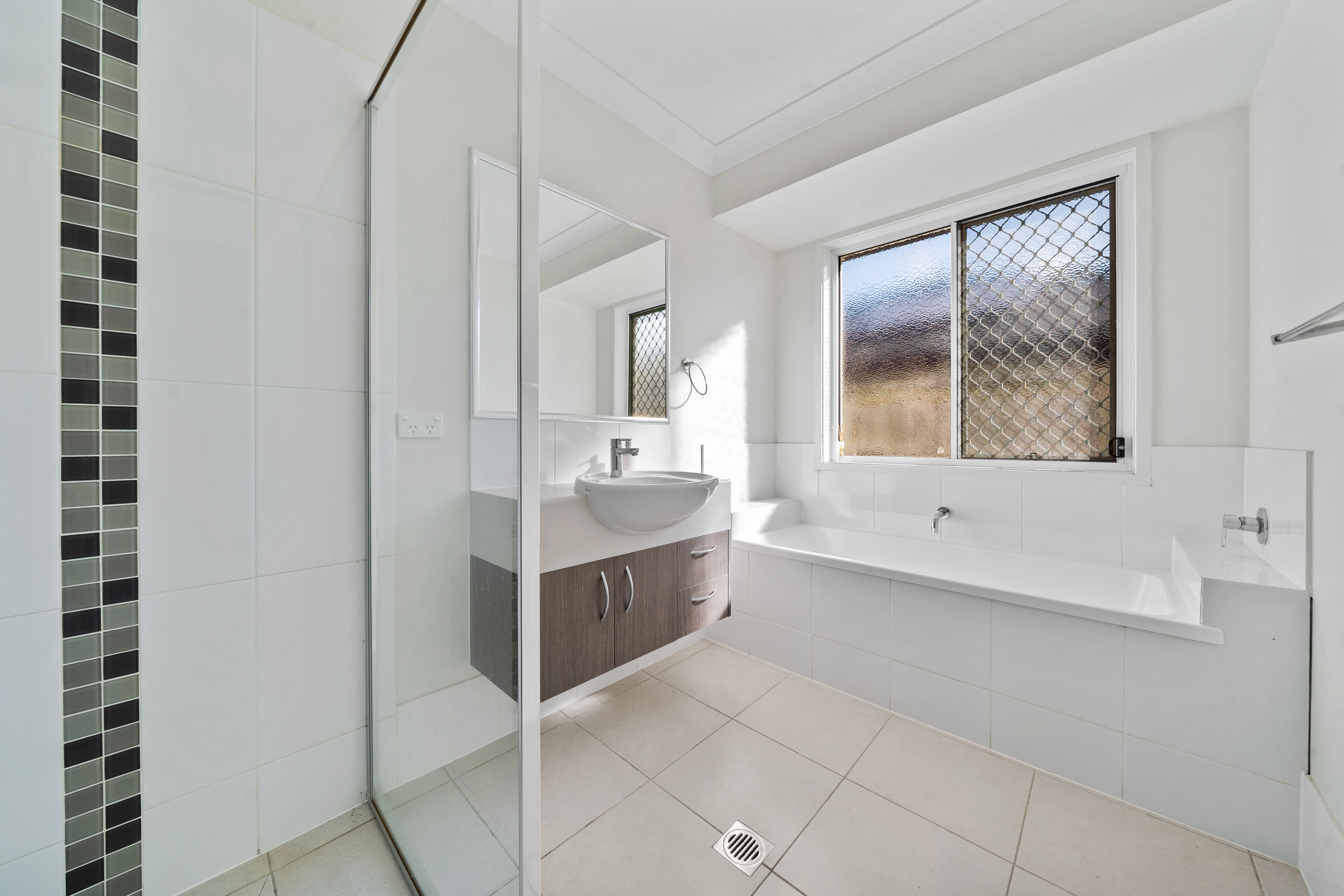 14 Maud Street — photo 14 of 21