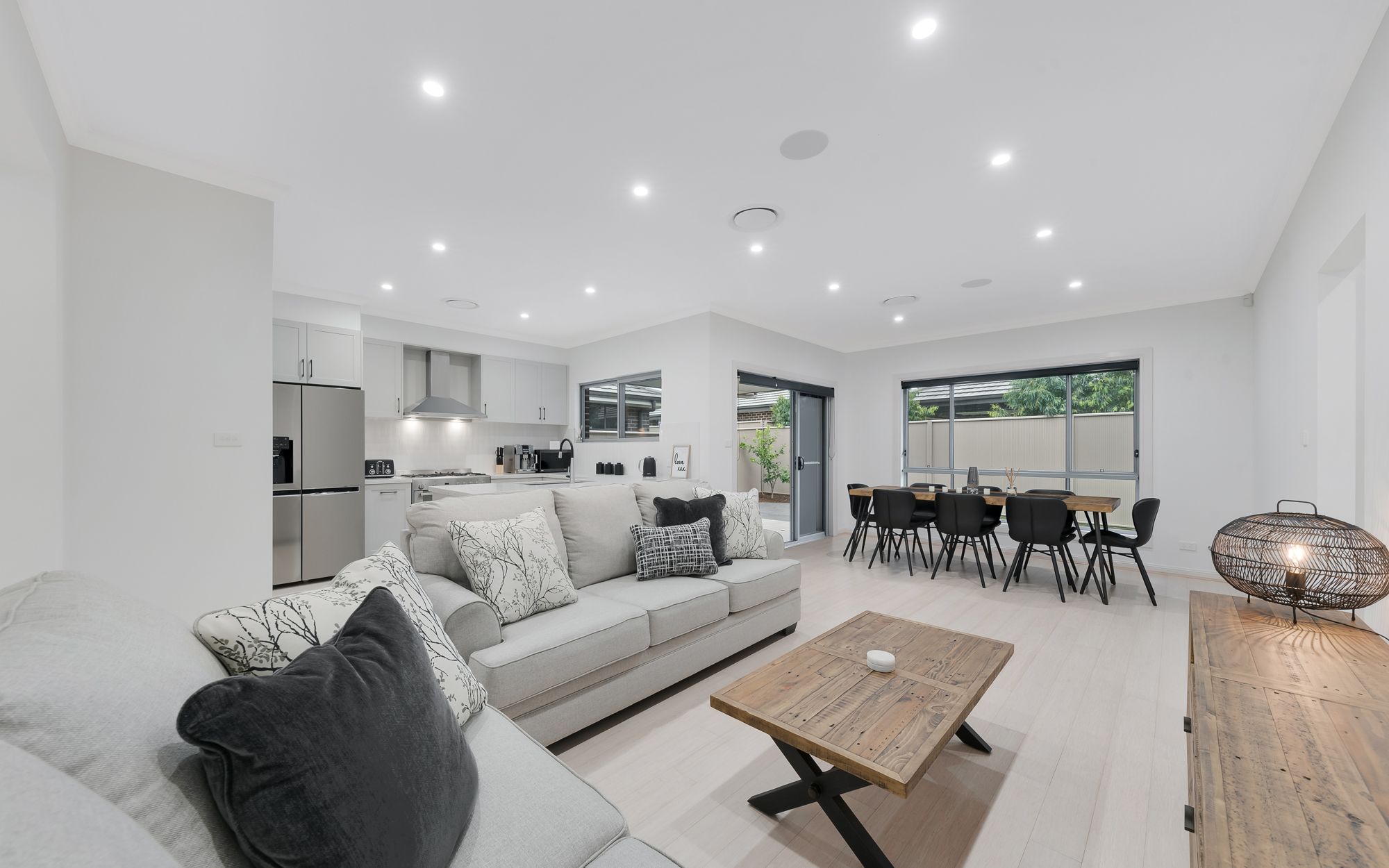 6 Silky Road, Spring Farm NSW 2570