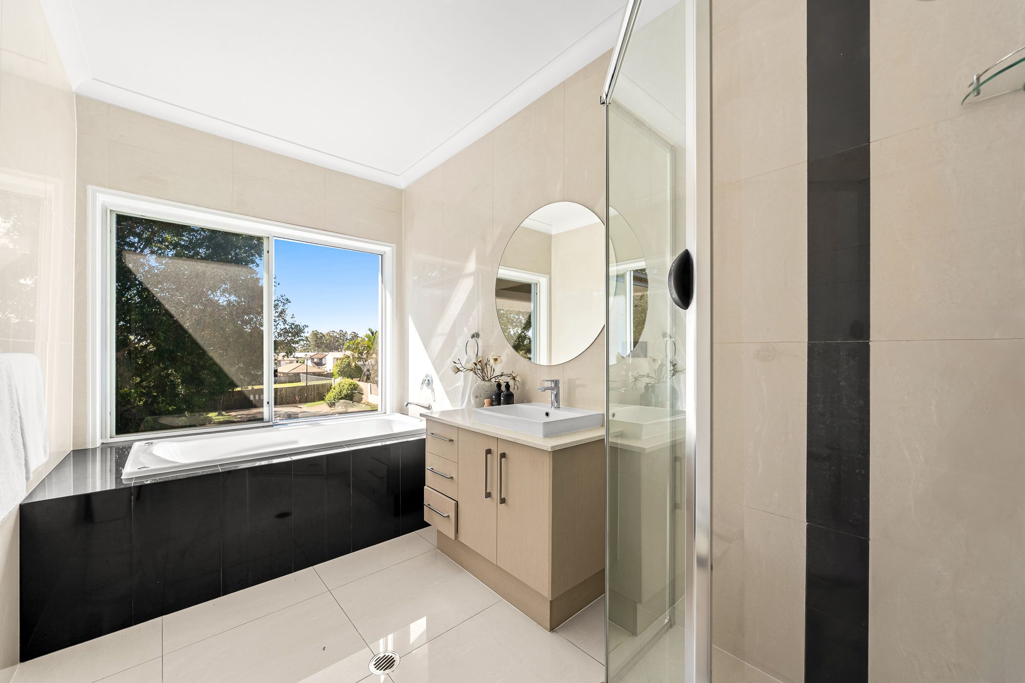 18 Henderson Street — photo 15 of 23
