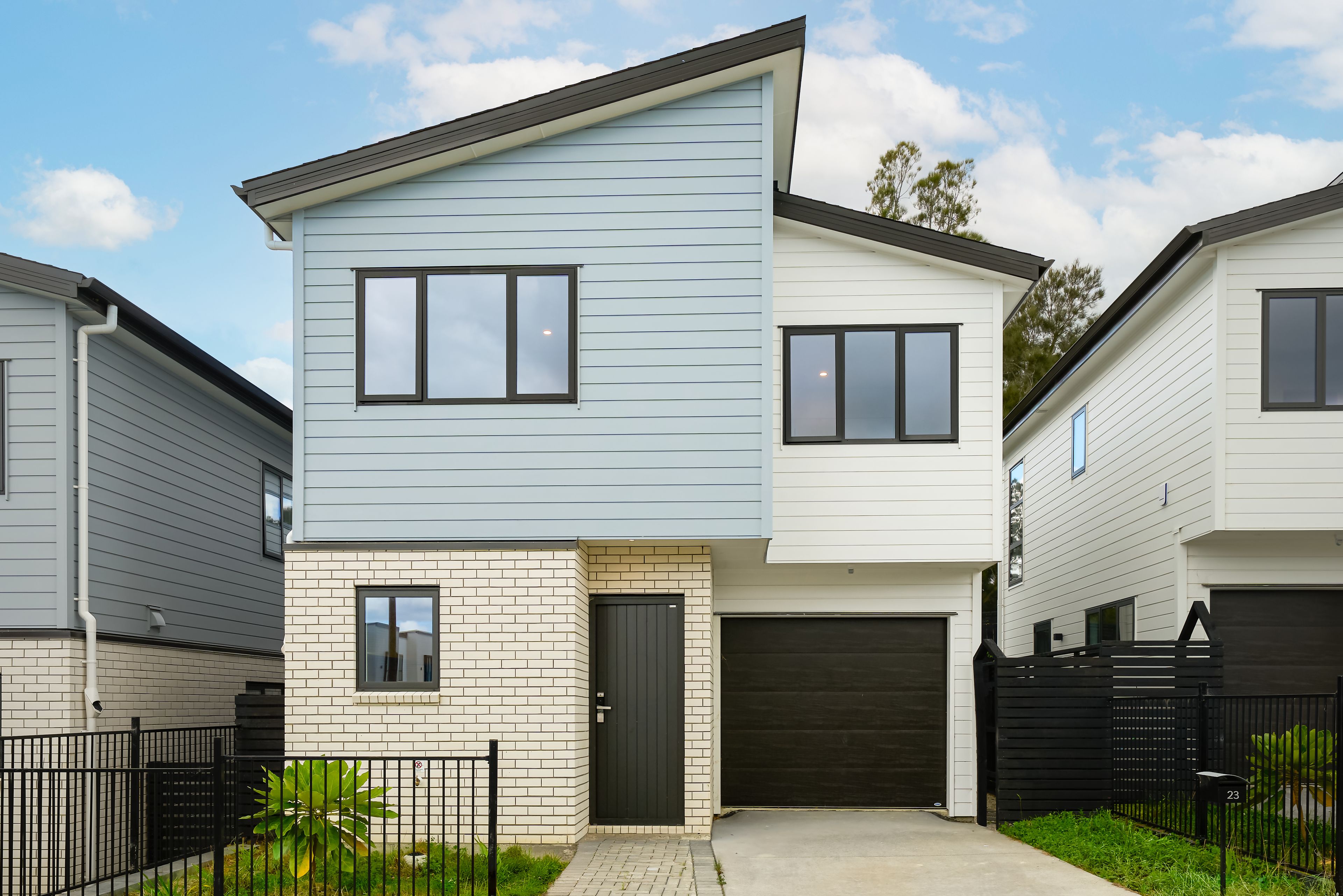 23 Whiteywood Street, Westgate, Waitakere City