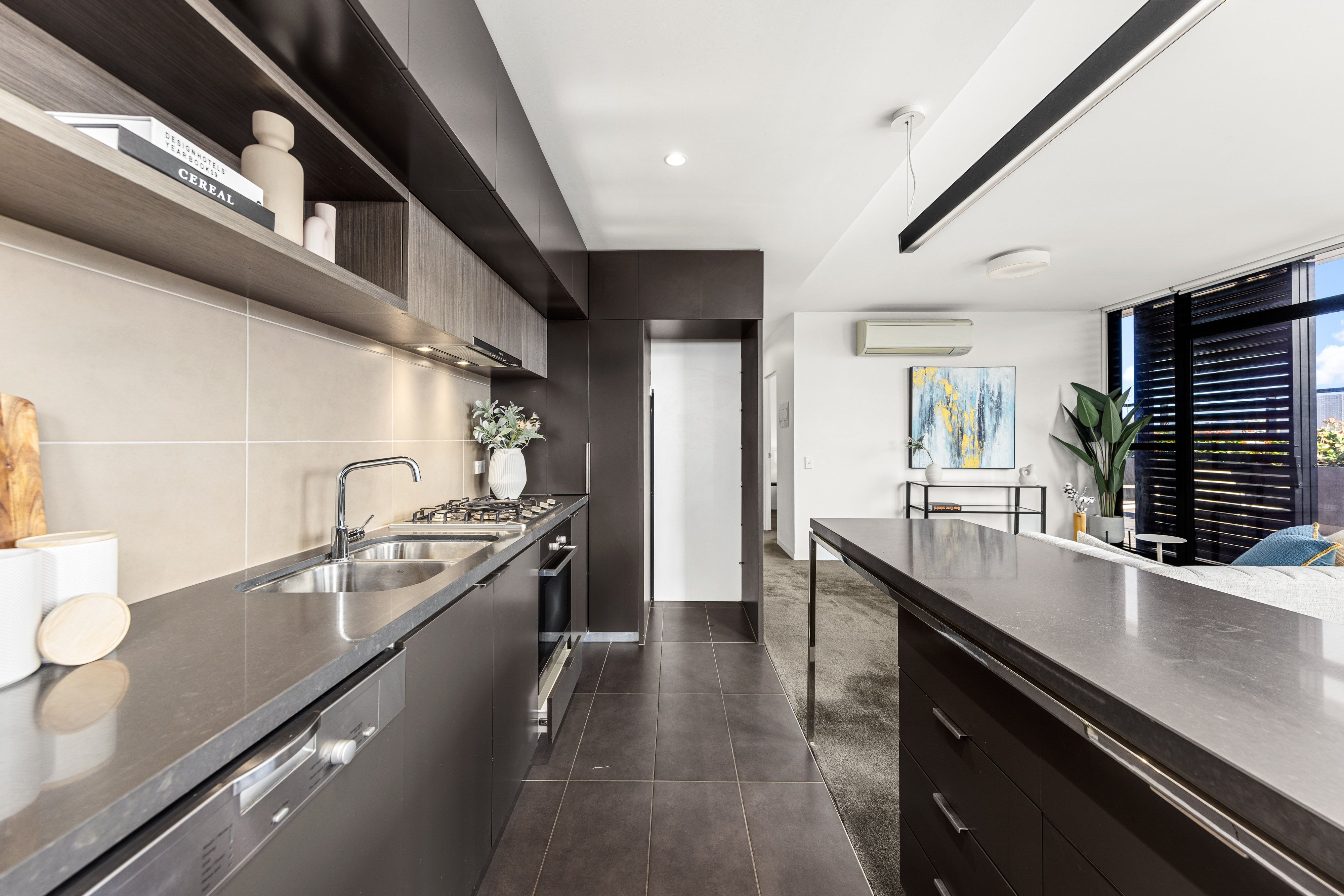 B410/8 Grosvenor Street — photo 7 of 24