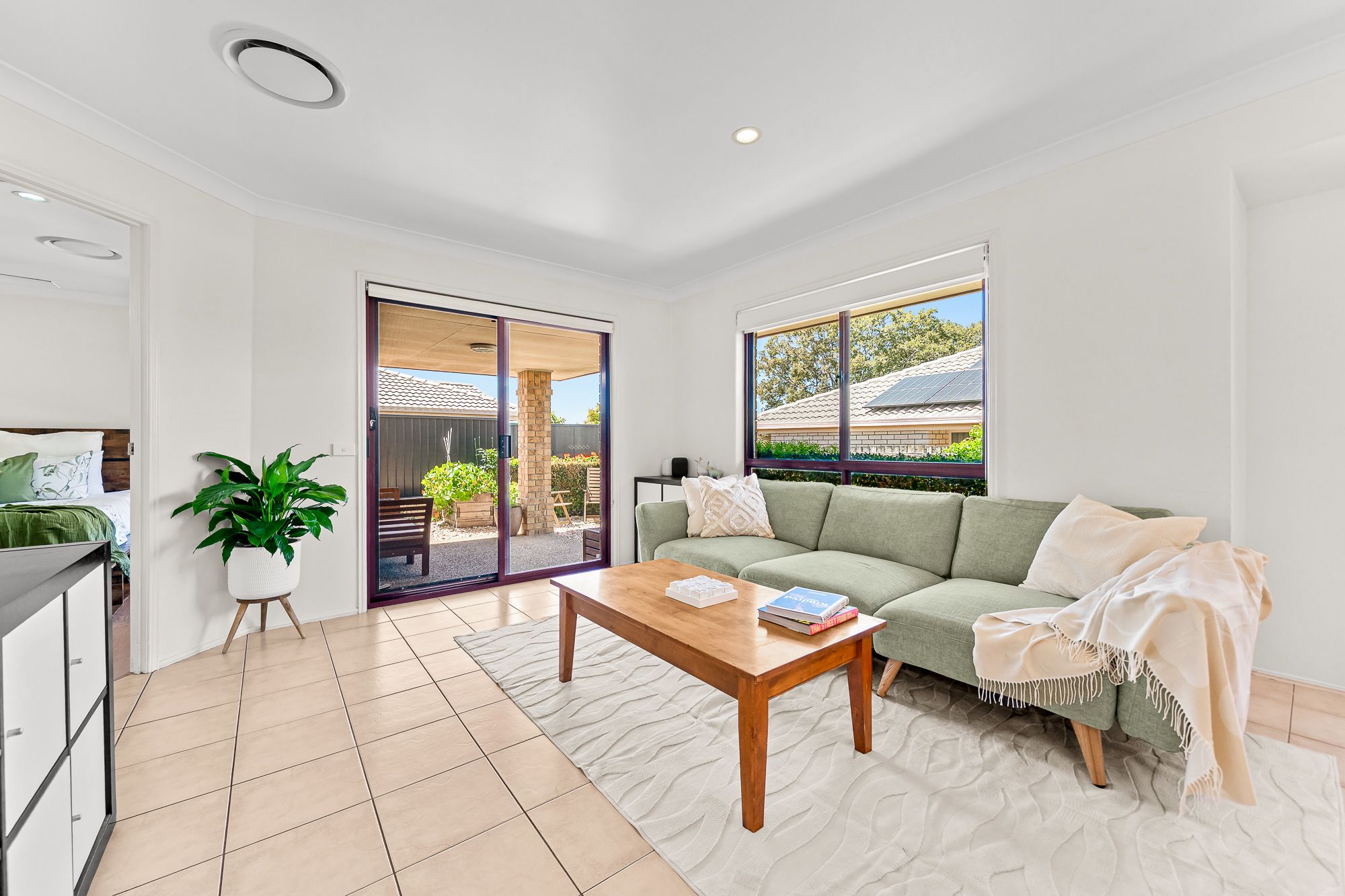 3/30 Lindeman Place — photo 4 of 21