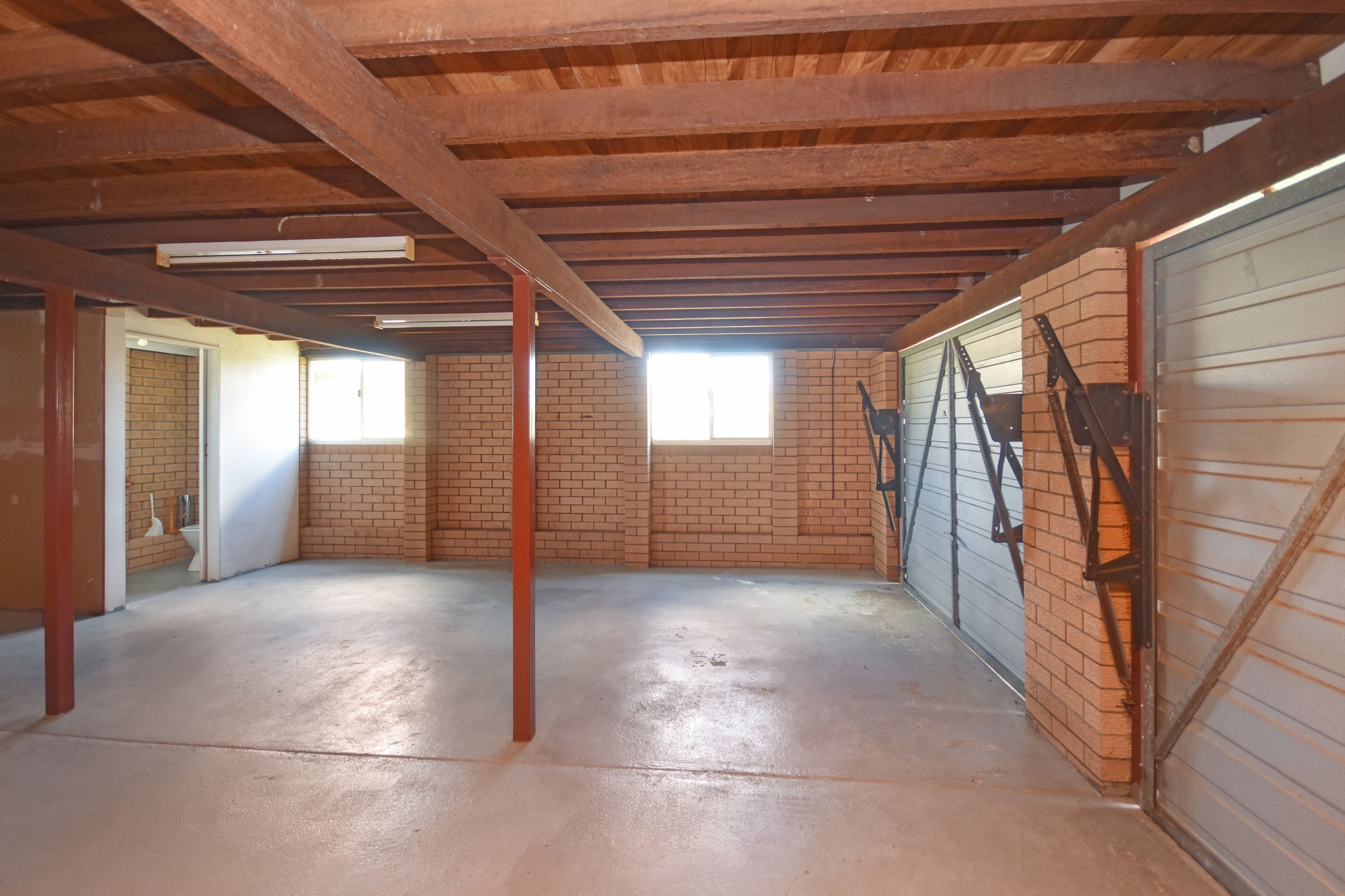 3 Kurrajong Street — photo 13 of 13