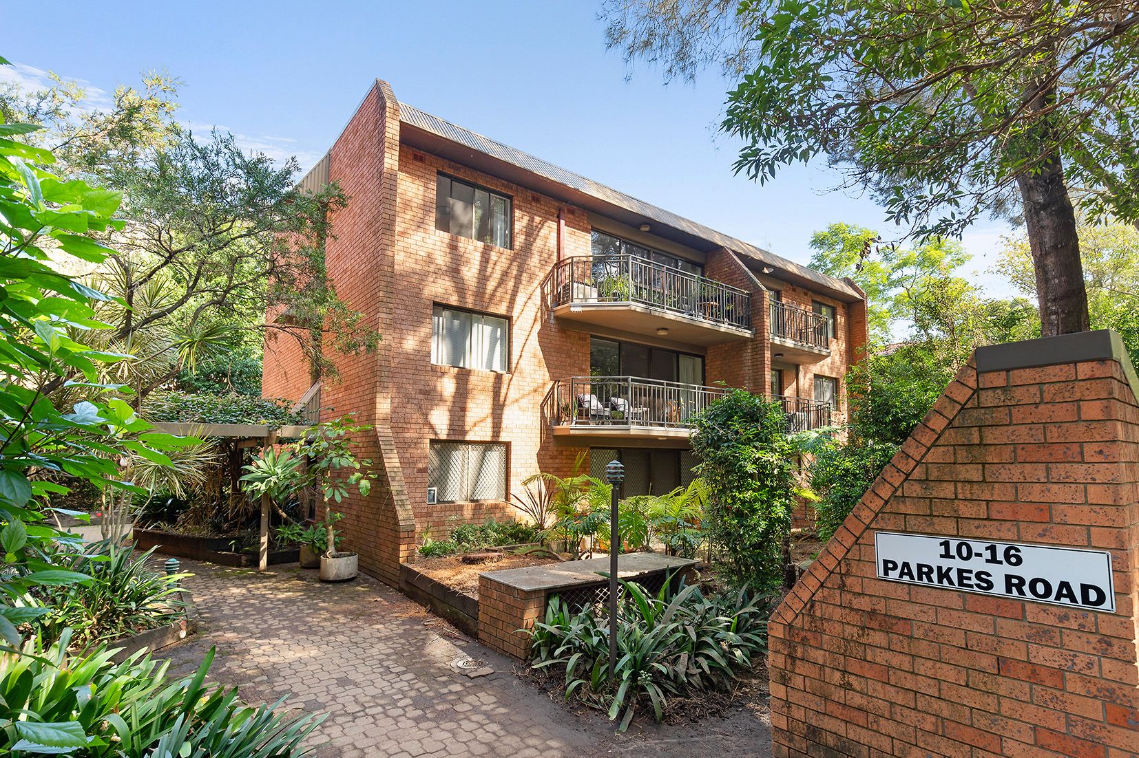 10/10-16 Parkes Road — photo 10 of 12