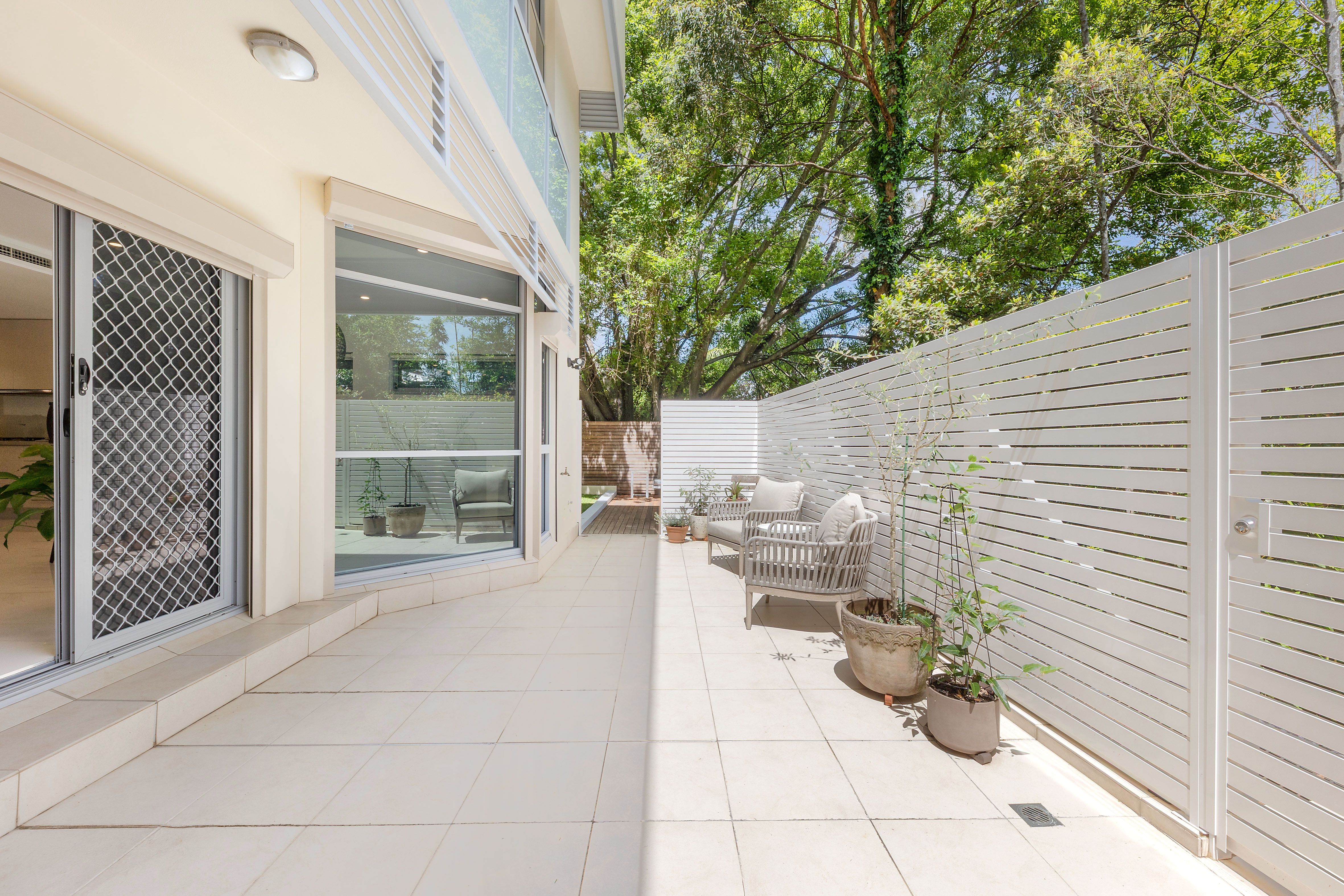 5/2 Fiddens Wharf Road — photo 15 of 16