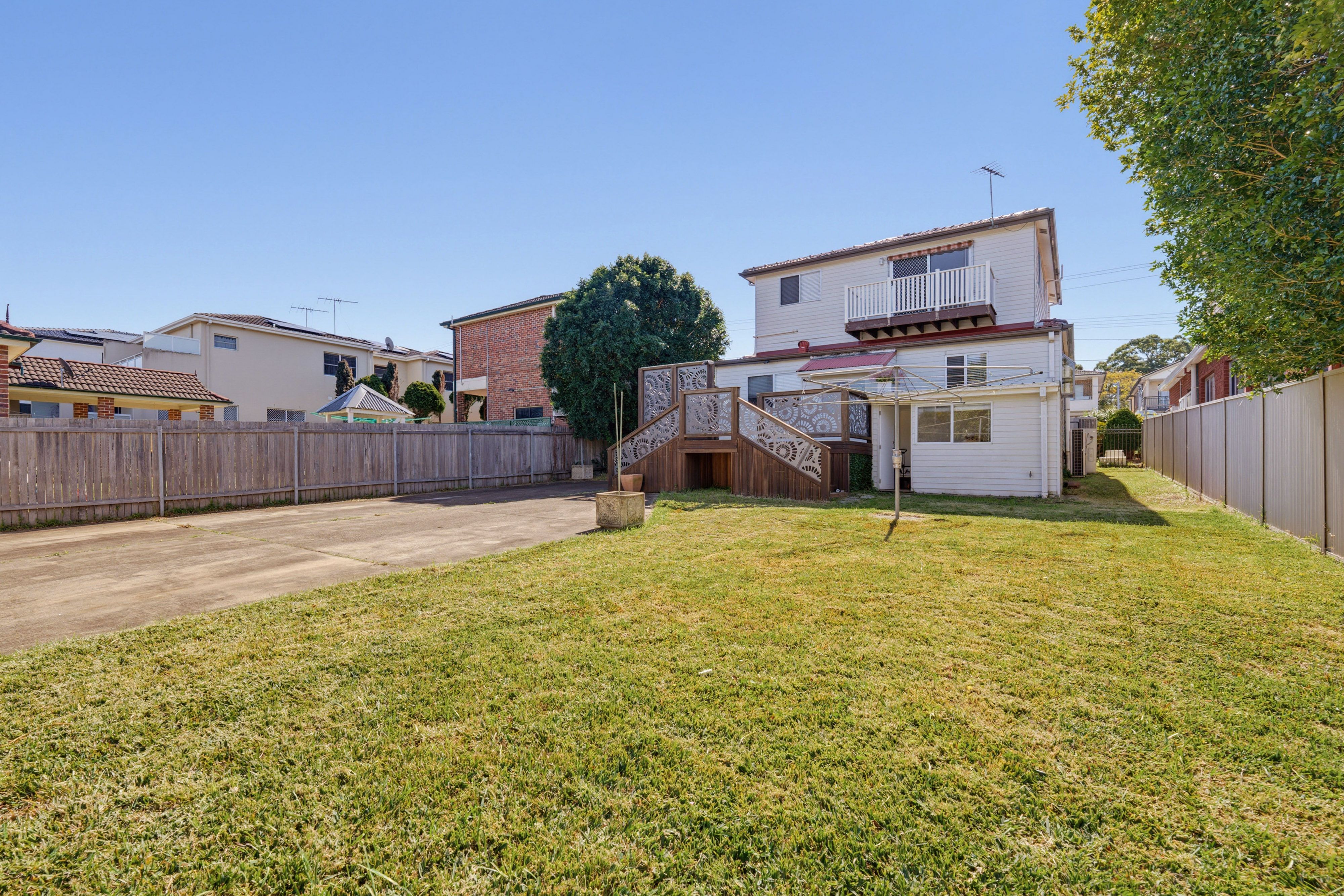 21 Blackshaw Avenue — photo 10 of 14