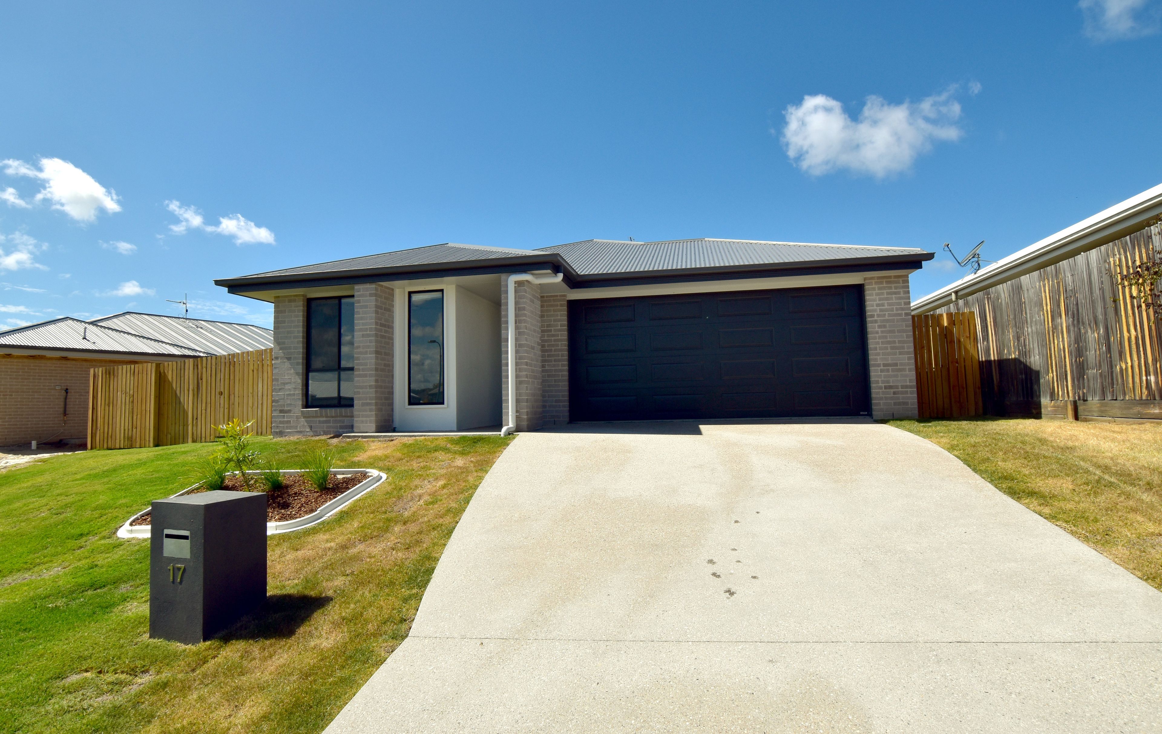 17 Oystercatcher Road, Kirkwood, QLD 4680