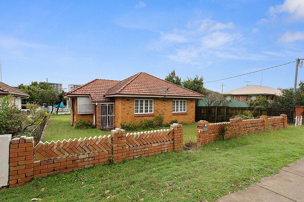 10 Ballantine Street, Chermside QLD 4032