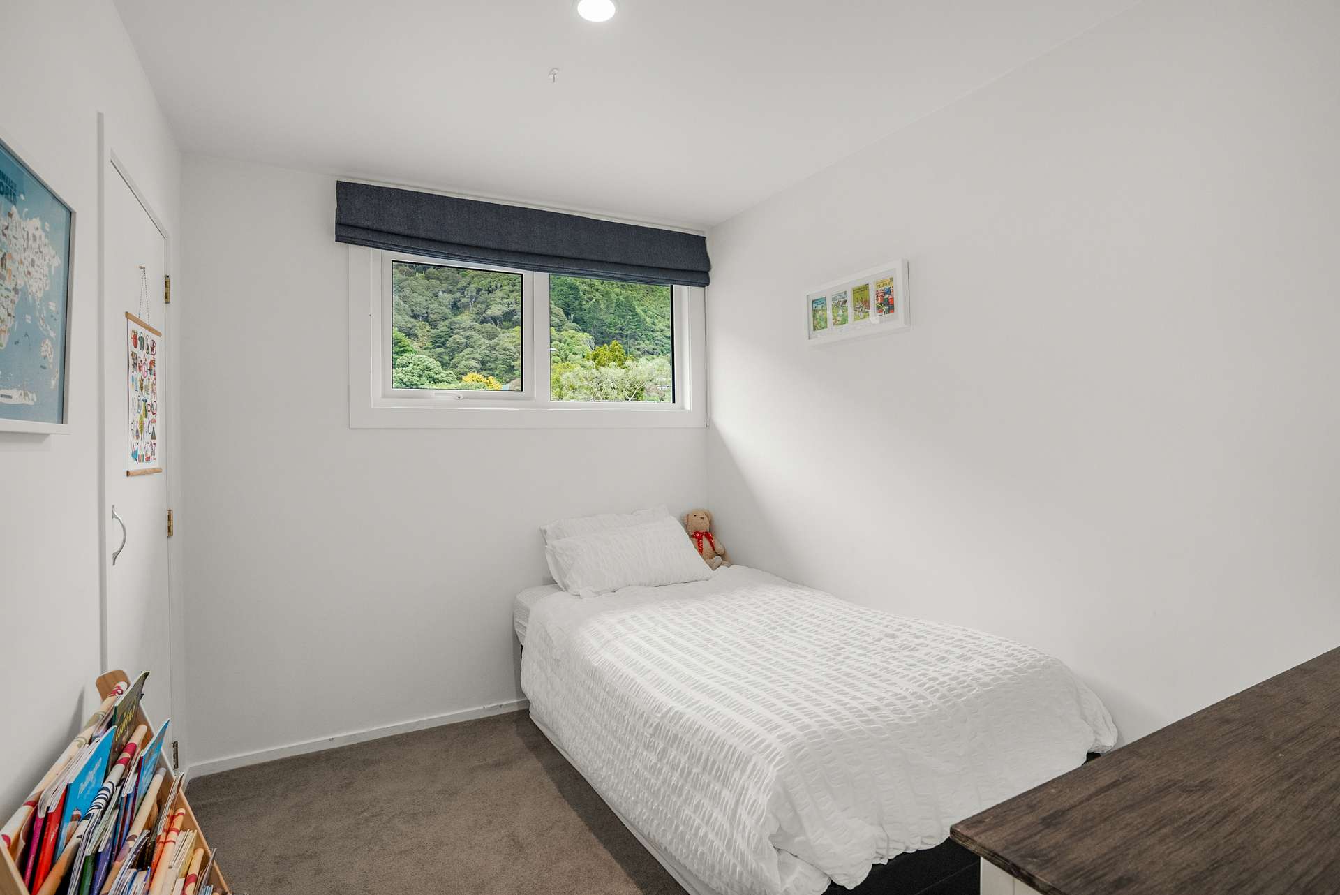 411 Muritai Road photo 12