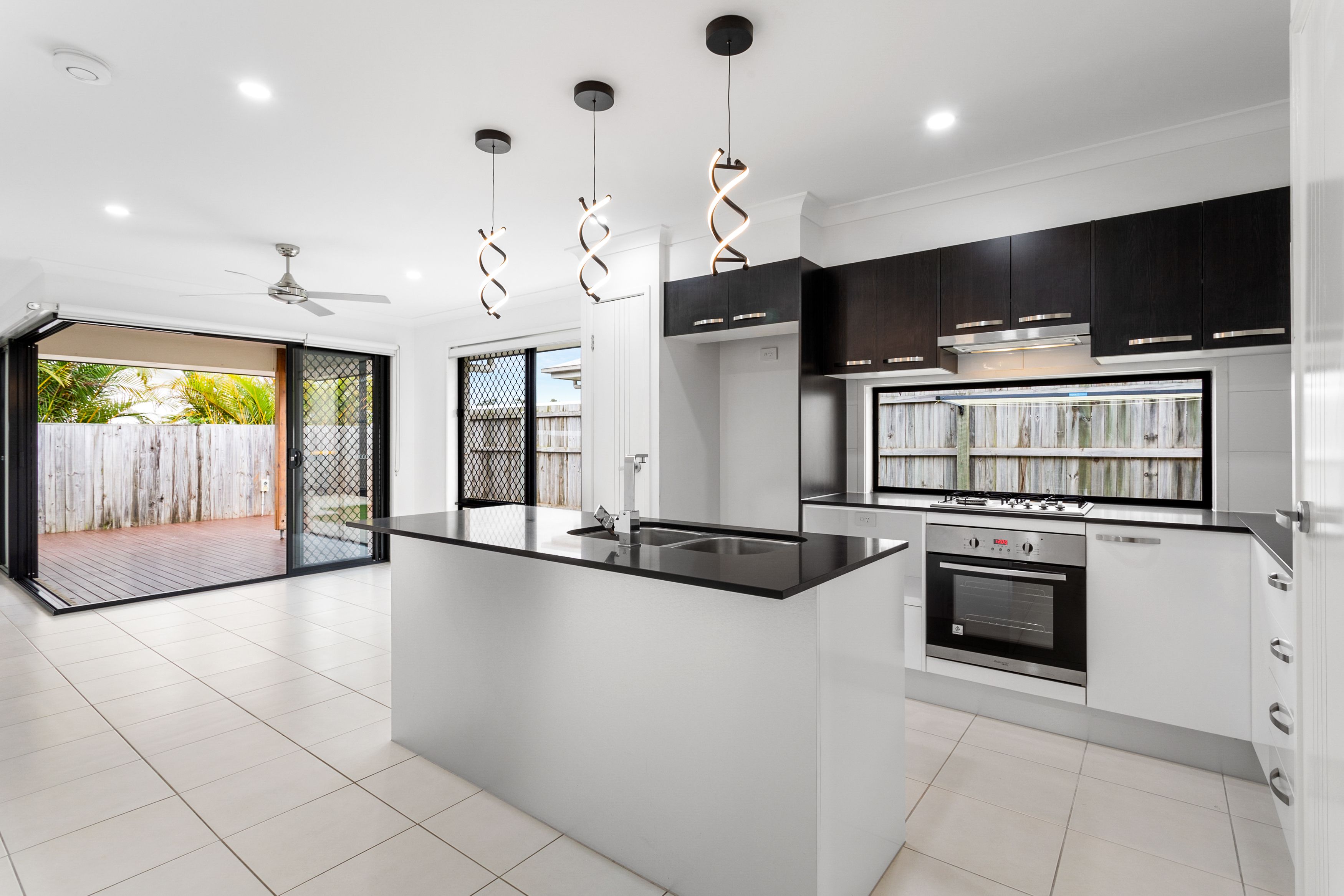 46 Manhattan Crescent, North Lakes, QLD 4509
