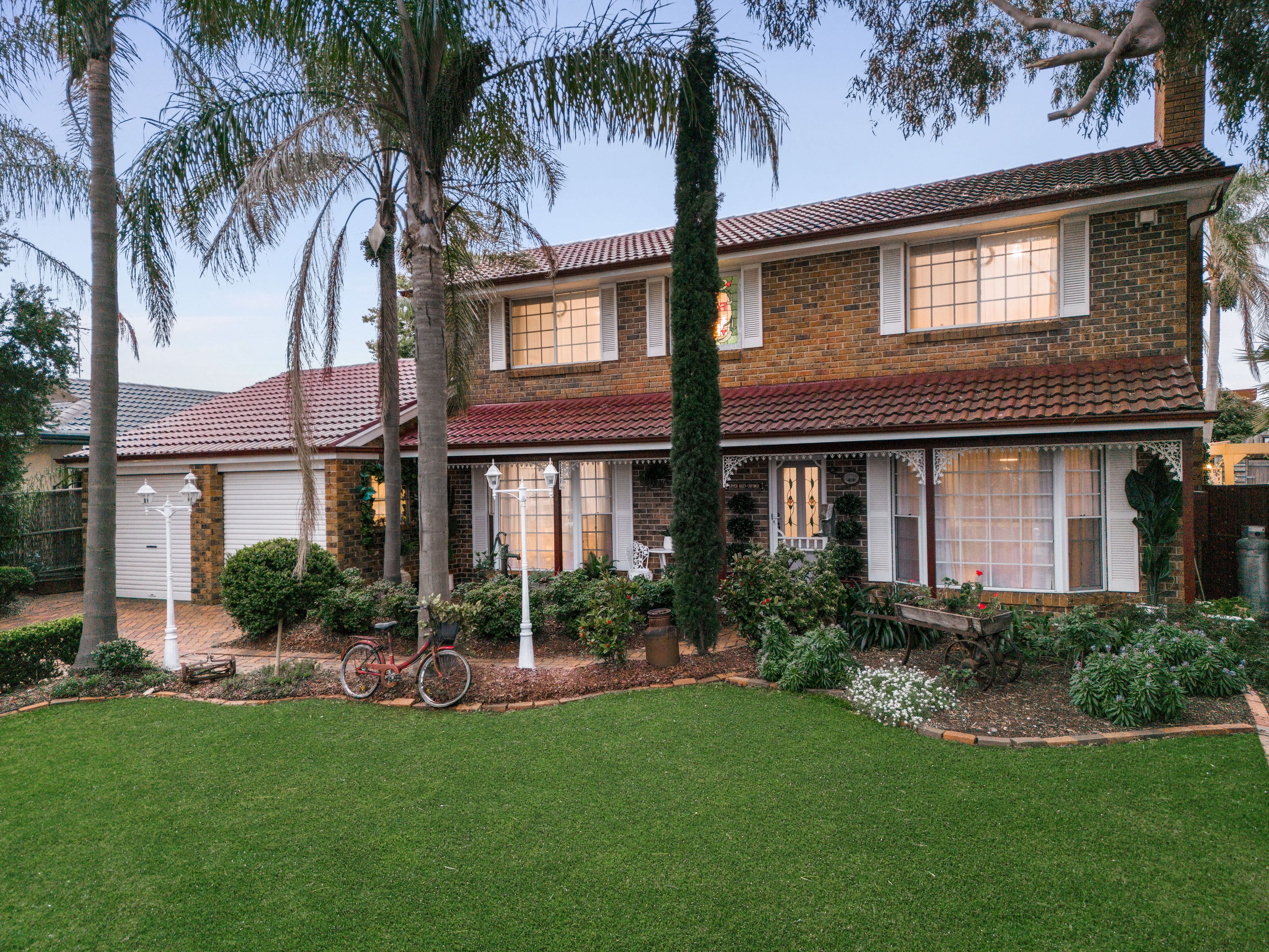 8 Convair Place, Raby, NSW 2566