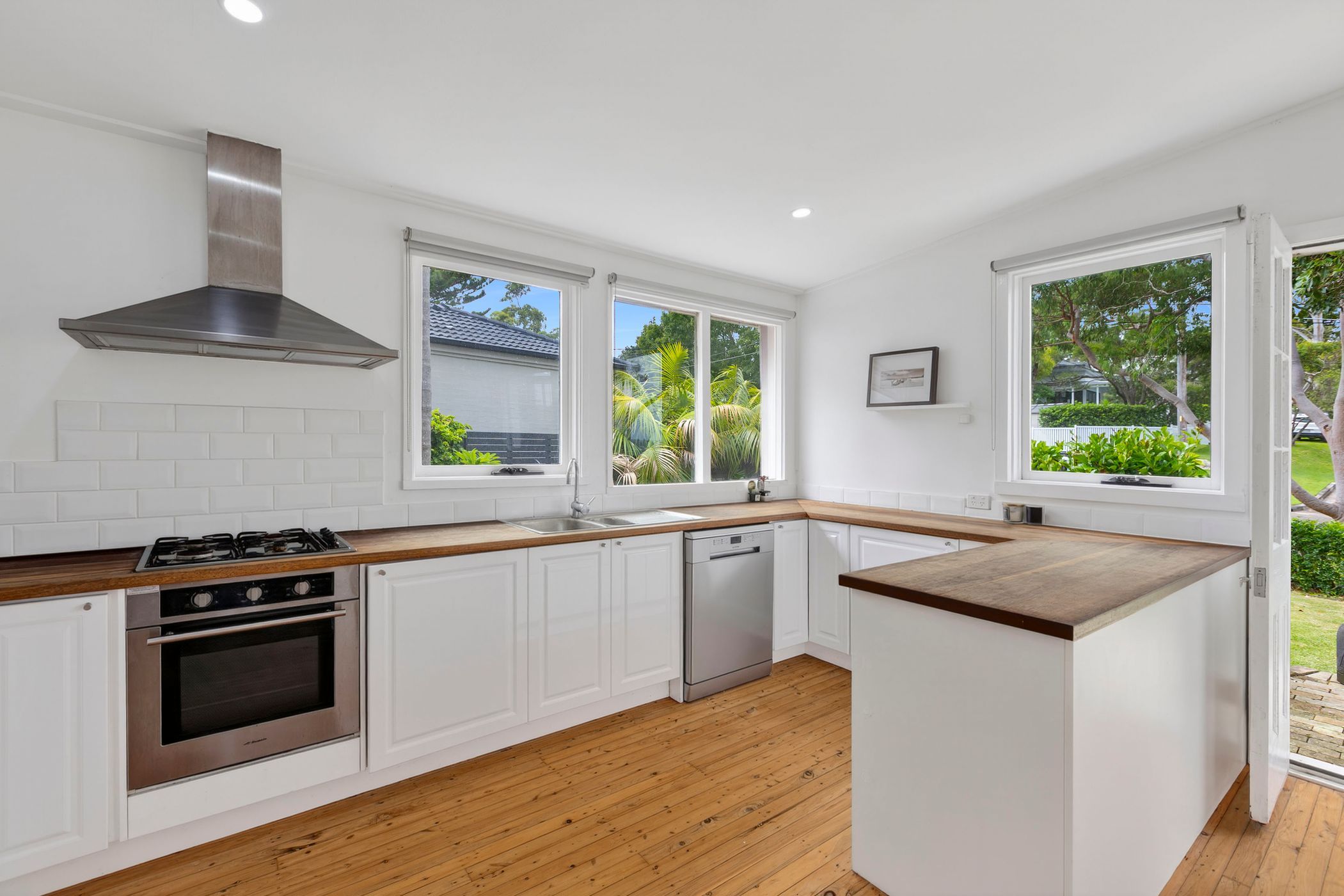 25 Allawah Avenue, Elanora Heights, NSW 2101