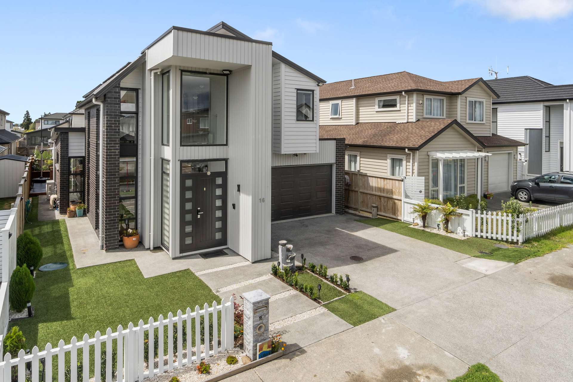 16 Camp X Place, Whenuapai, Waitakere City Real Estate Ray White