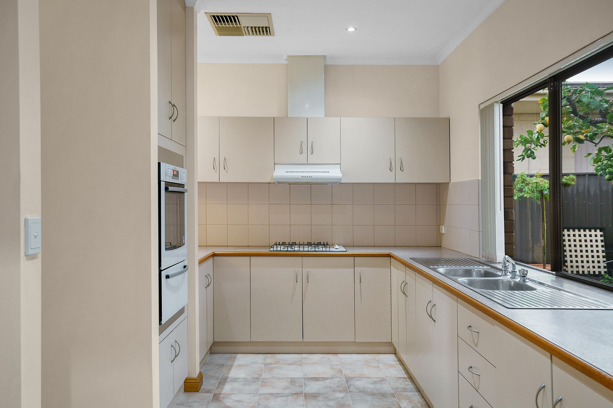 1a Elliott Street, Campbelltown, SA 5074